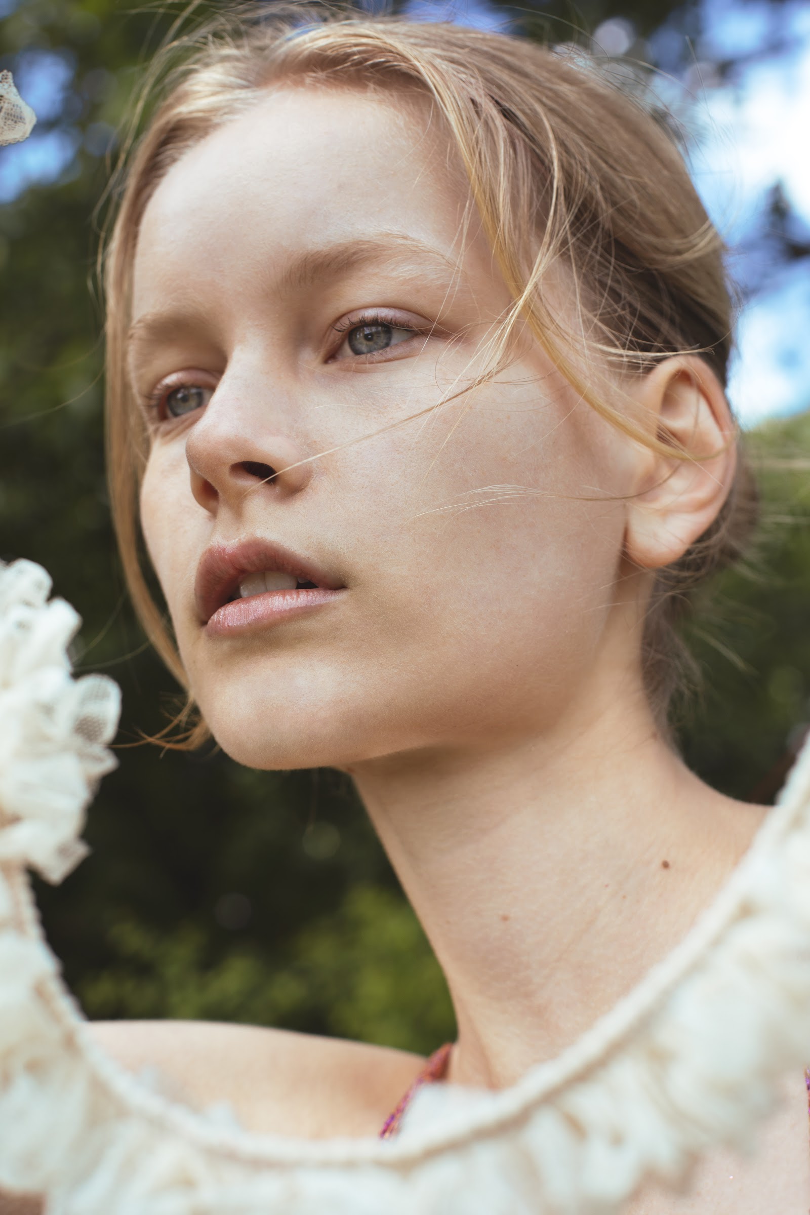 SKIN — Look 3