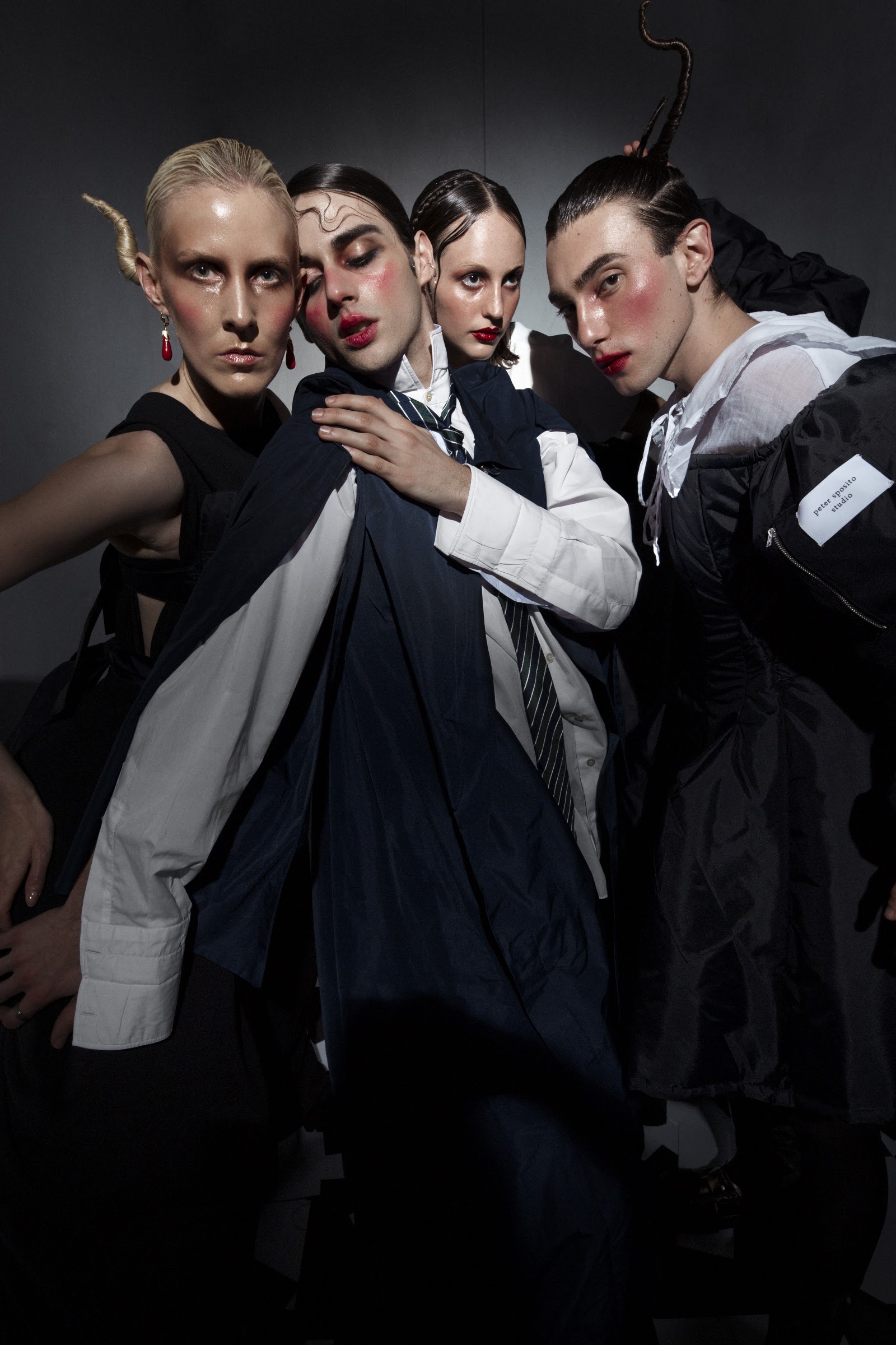 CHESS — Look 16