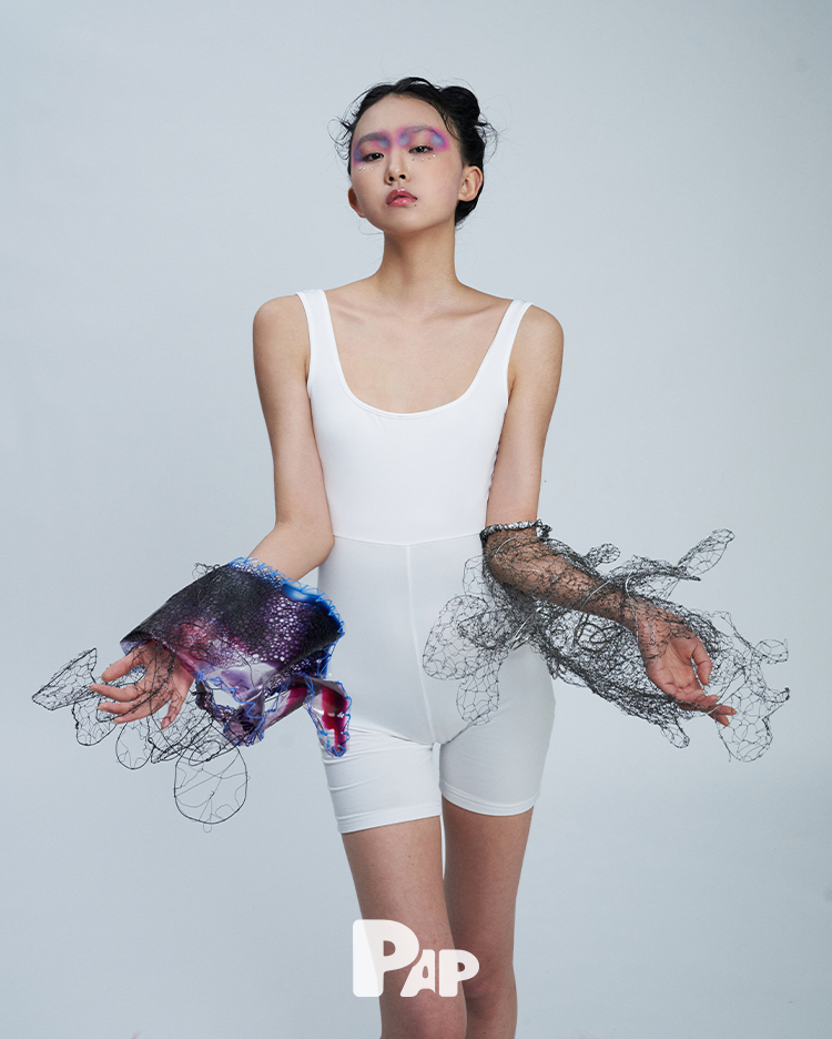 ADOLESCENCE — Look 18