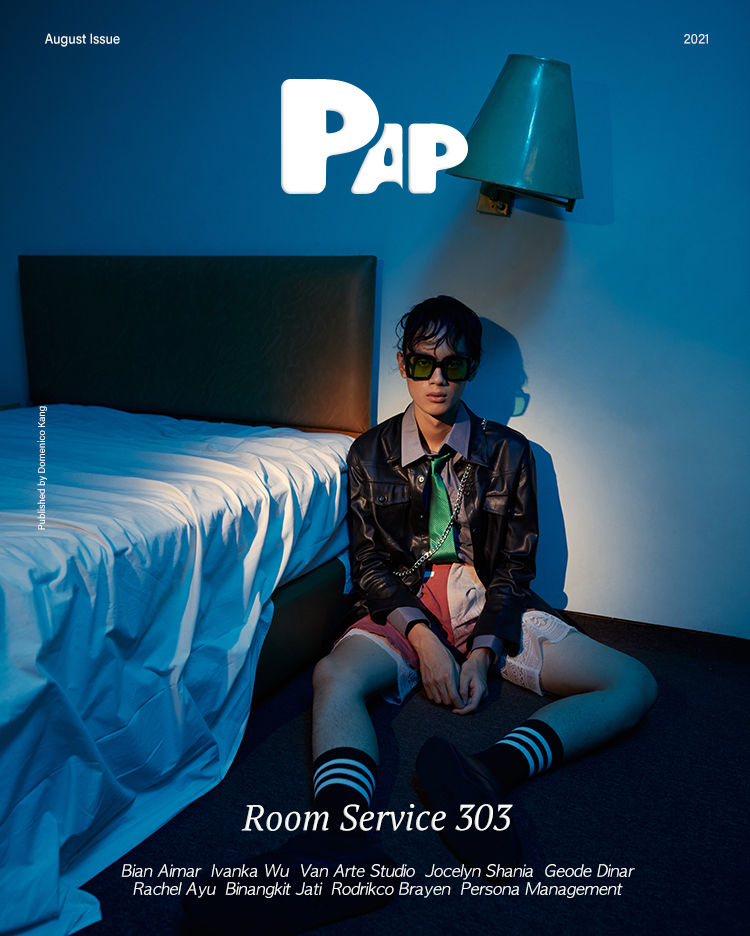 ROOM SERVICE 303 — Look 1