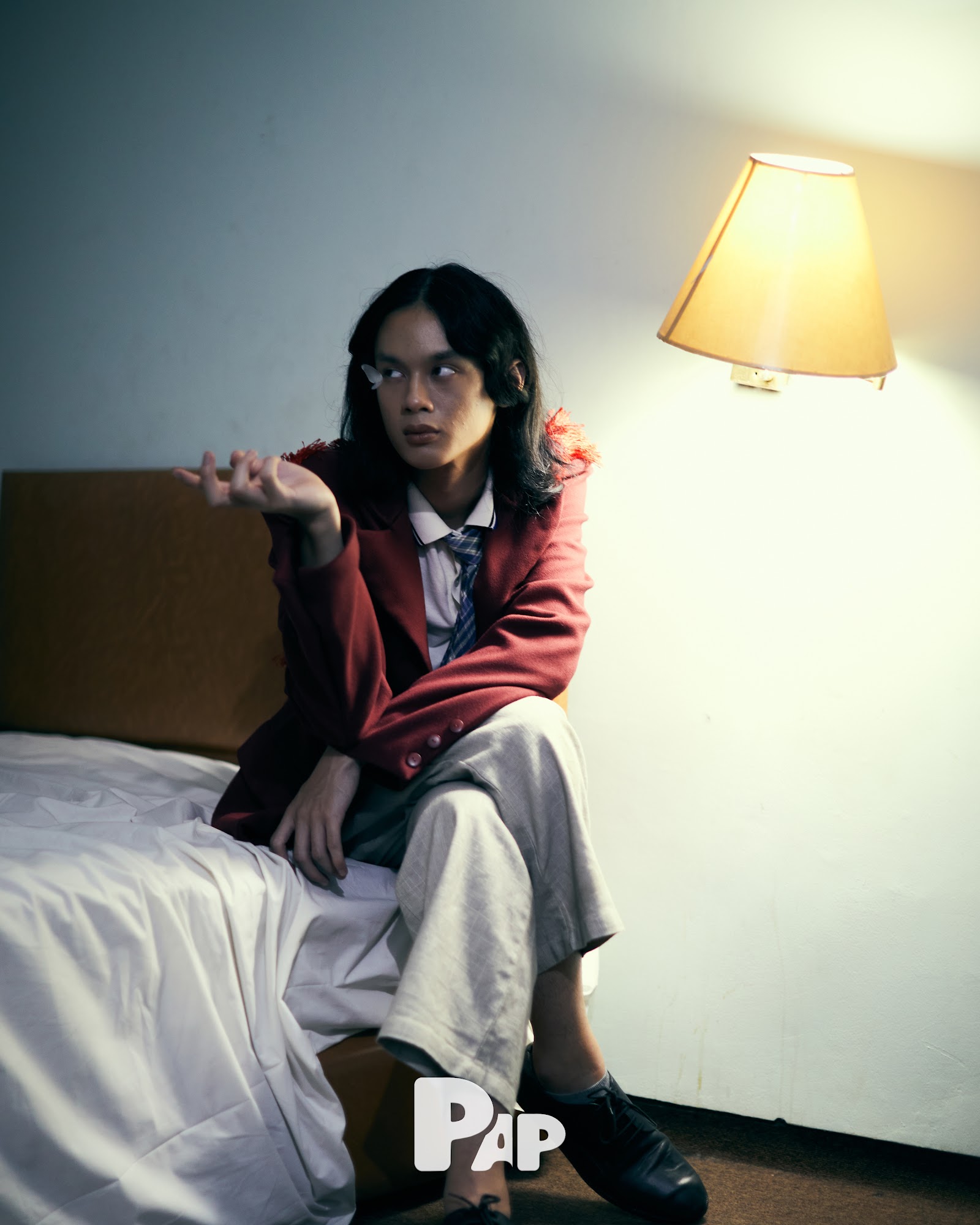 ROOM SERVICE 303 — Look 10