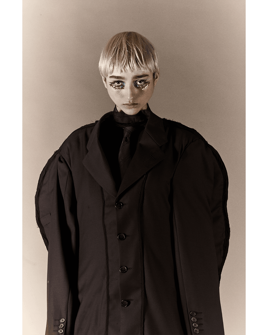 Valley of the Dolls — Look 18