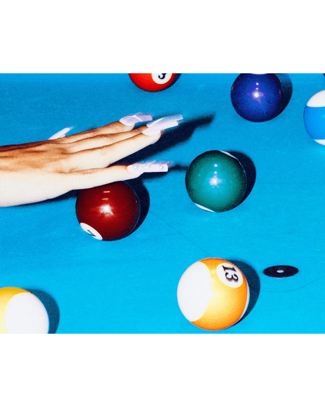 A Pool Story : Kiss Shot — Look 11