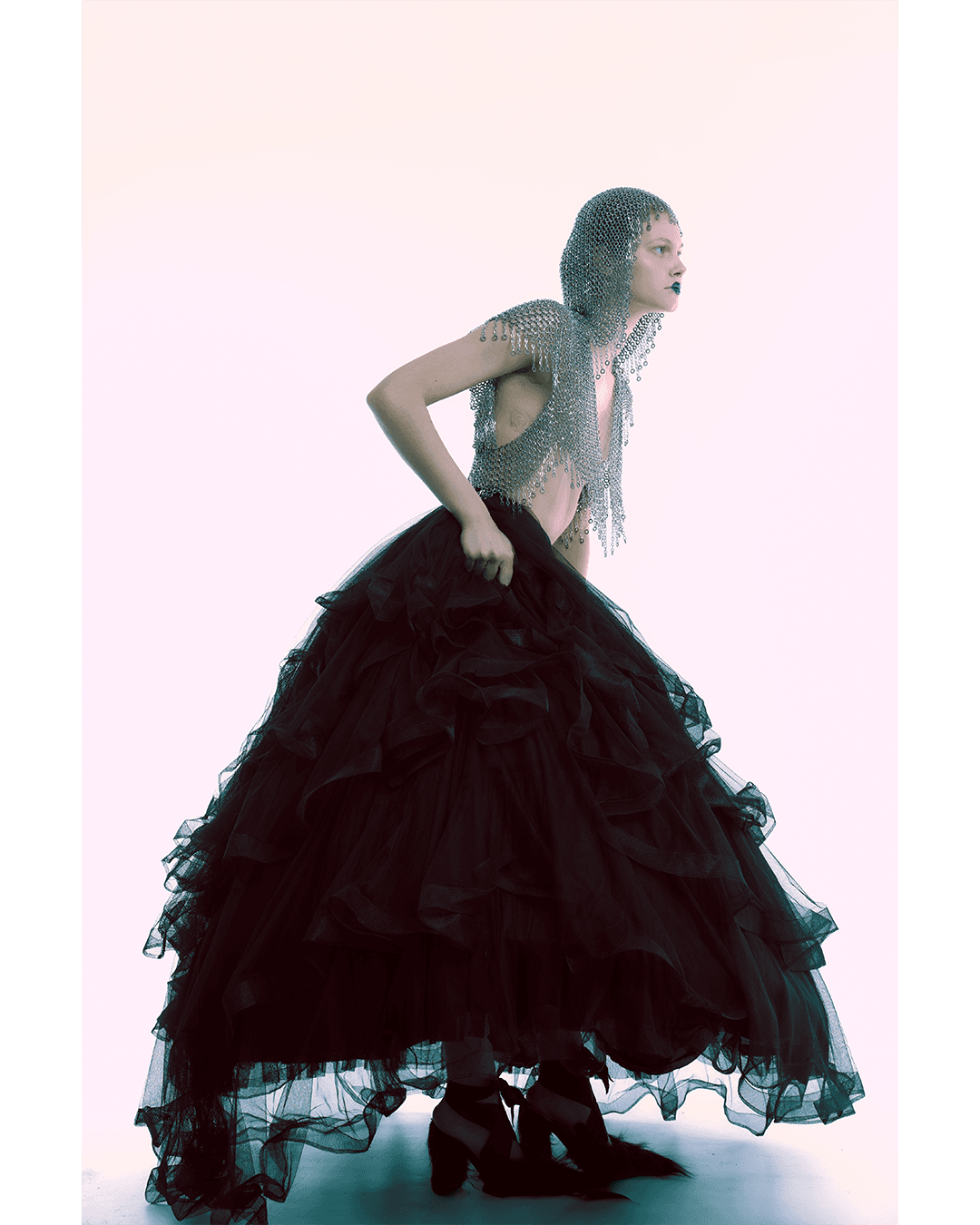 Ghosts of the past — Look 12