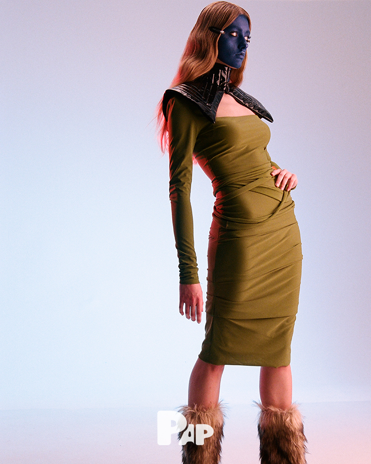 SPACE ODDITY — Look 2