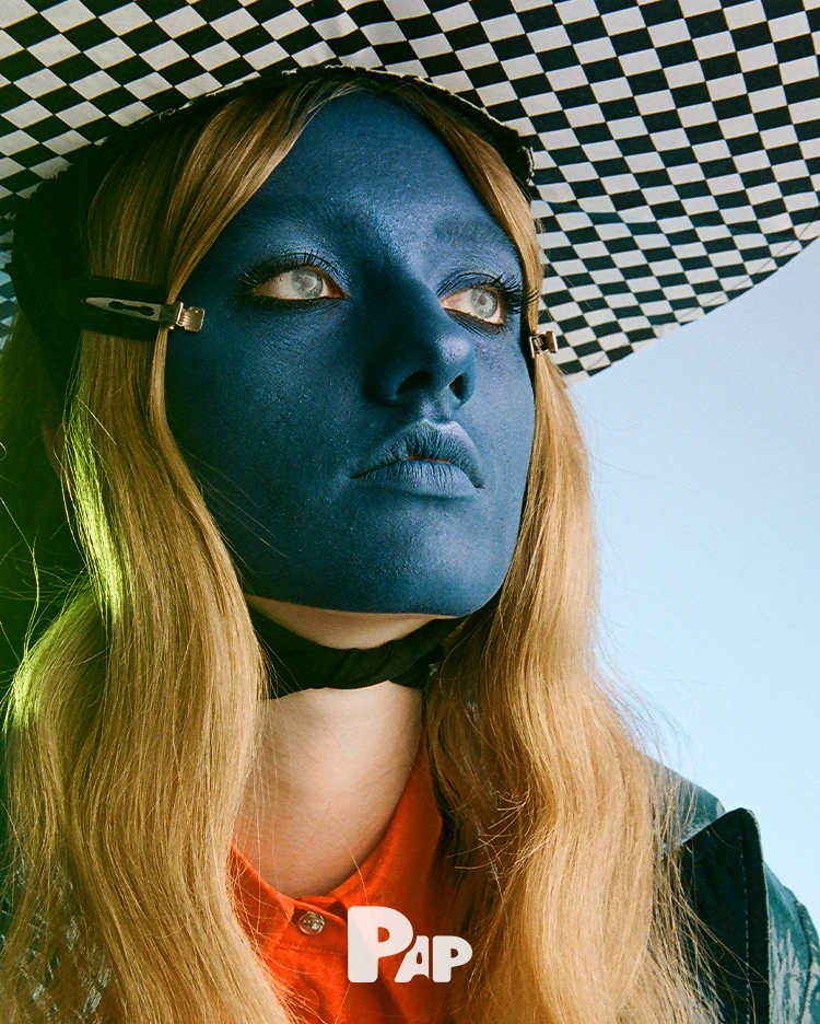 SPACE ODDITY — Look 3