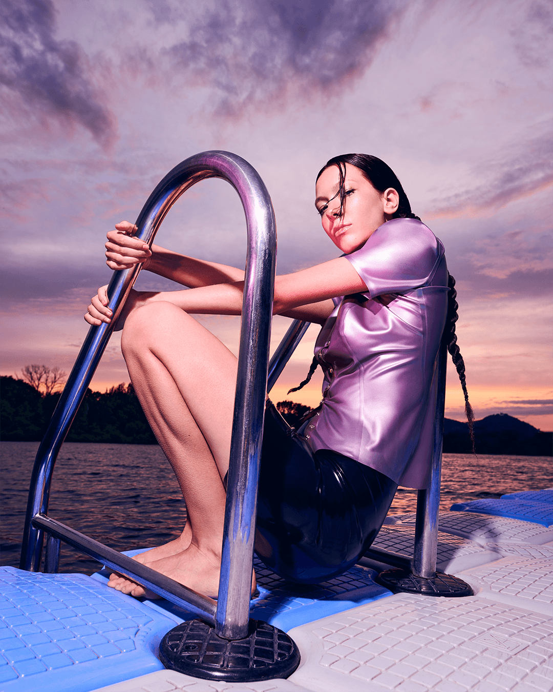 aFLOAT — Look 12