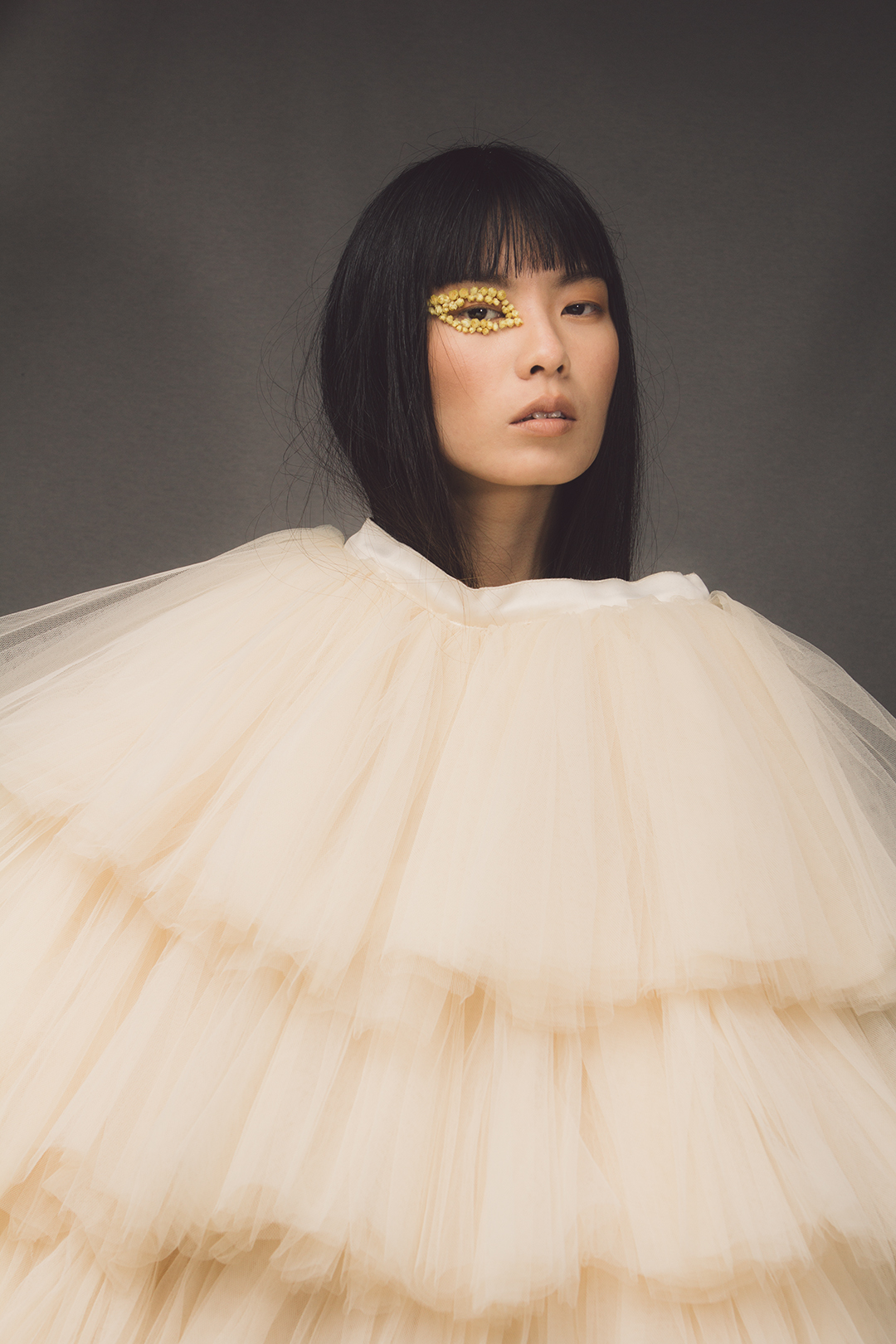SEASONS — BEAUTY fashion editorial, Look 2