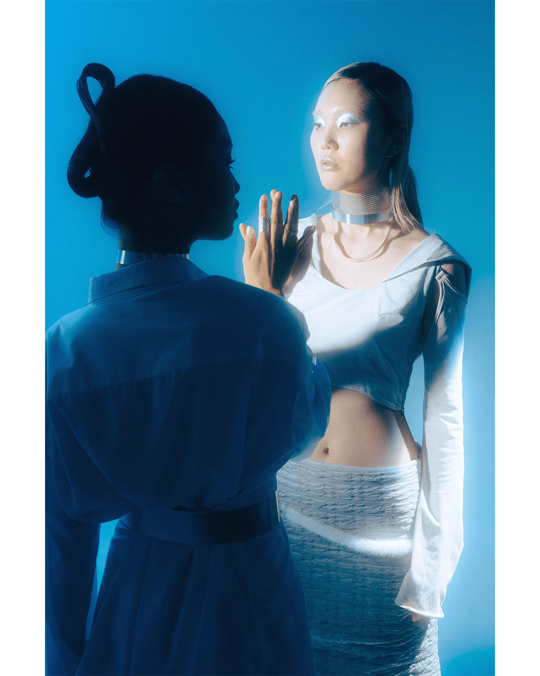 MISSION TO MARS — Look 10