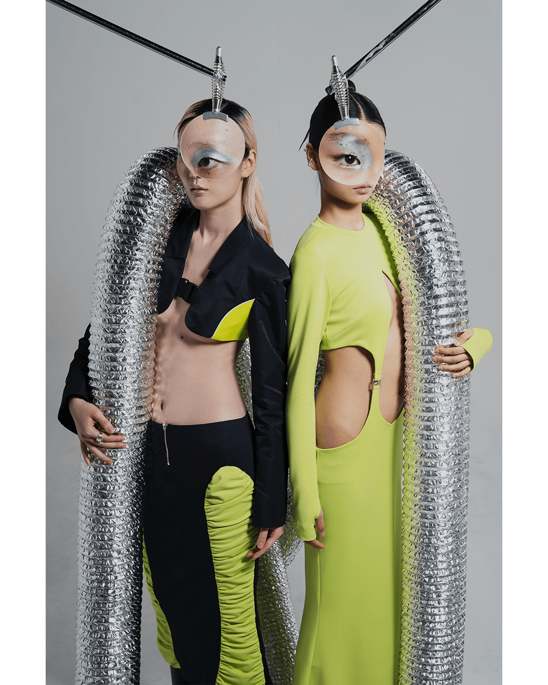 MISSION TO MARS — Look 13