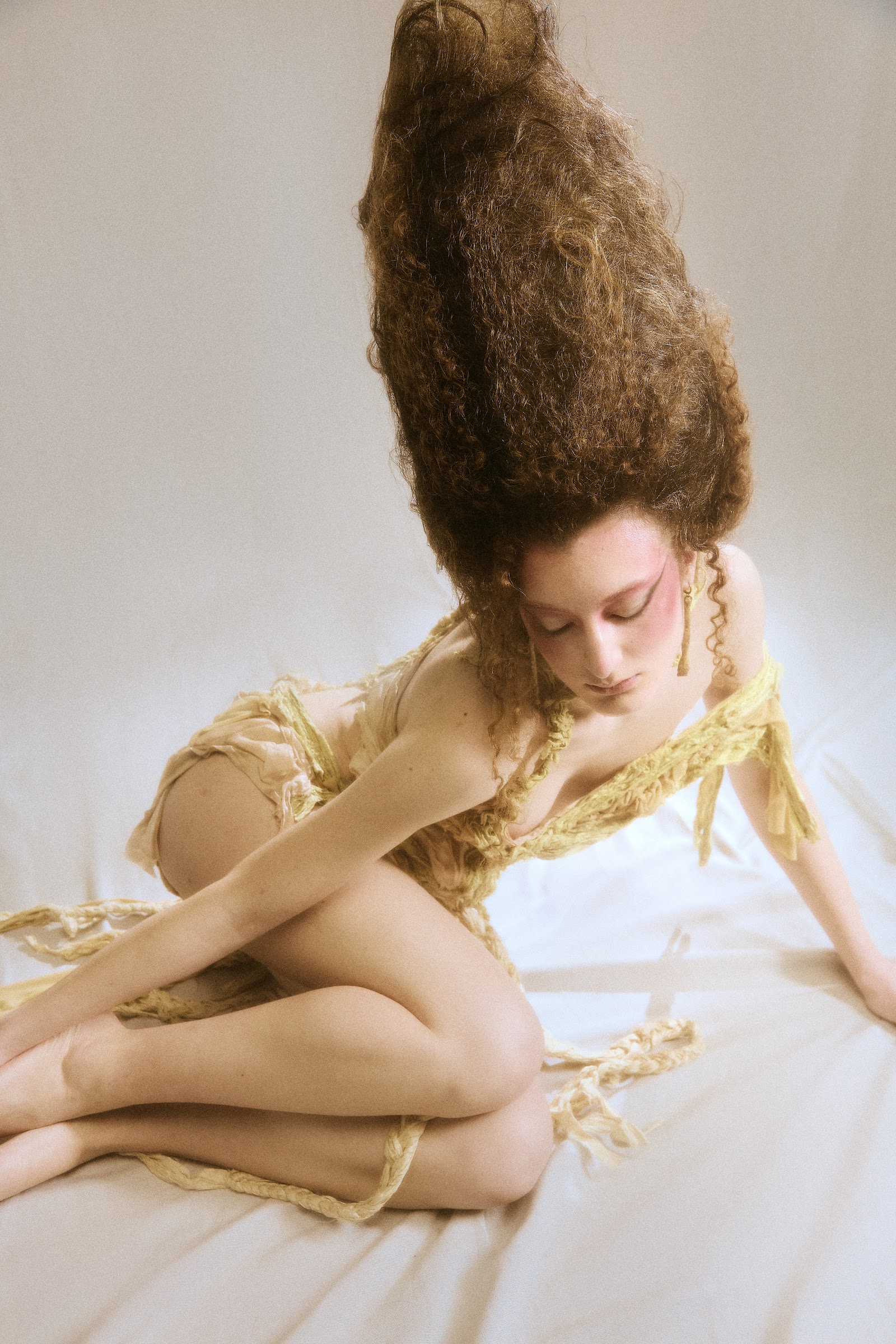 ENCHANTED — Look 16