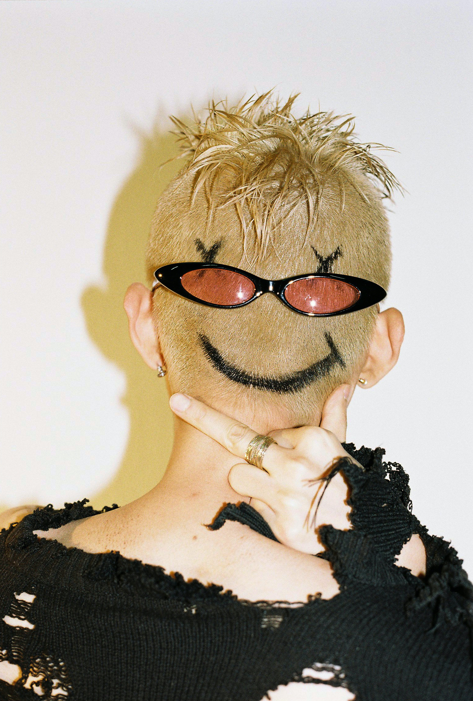 SUPER SONIC YOUTH — Look 14