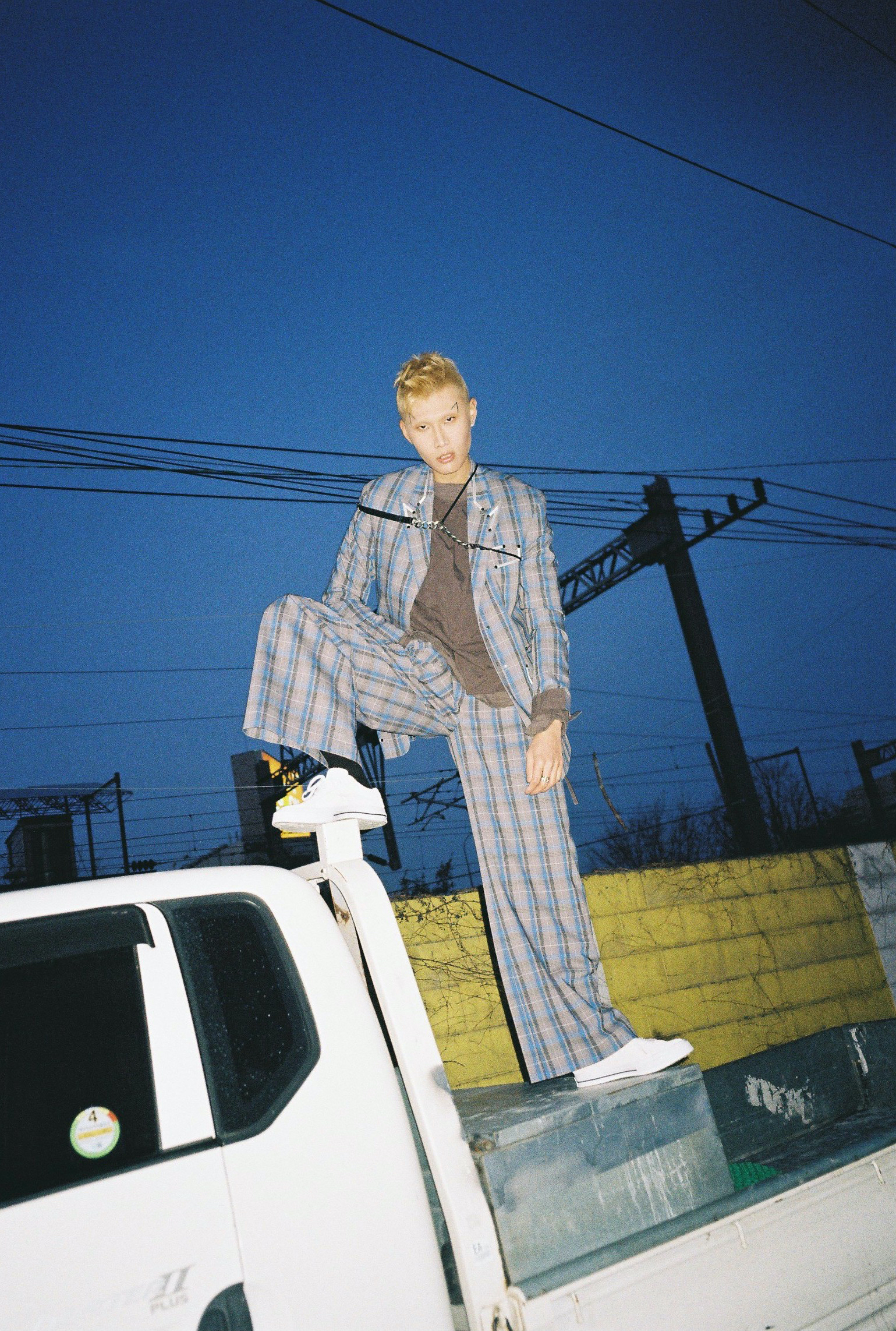 SUPER SONIC YOUTH — Look 15