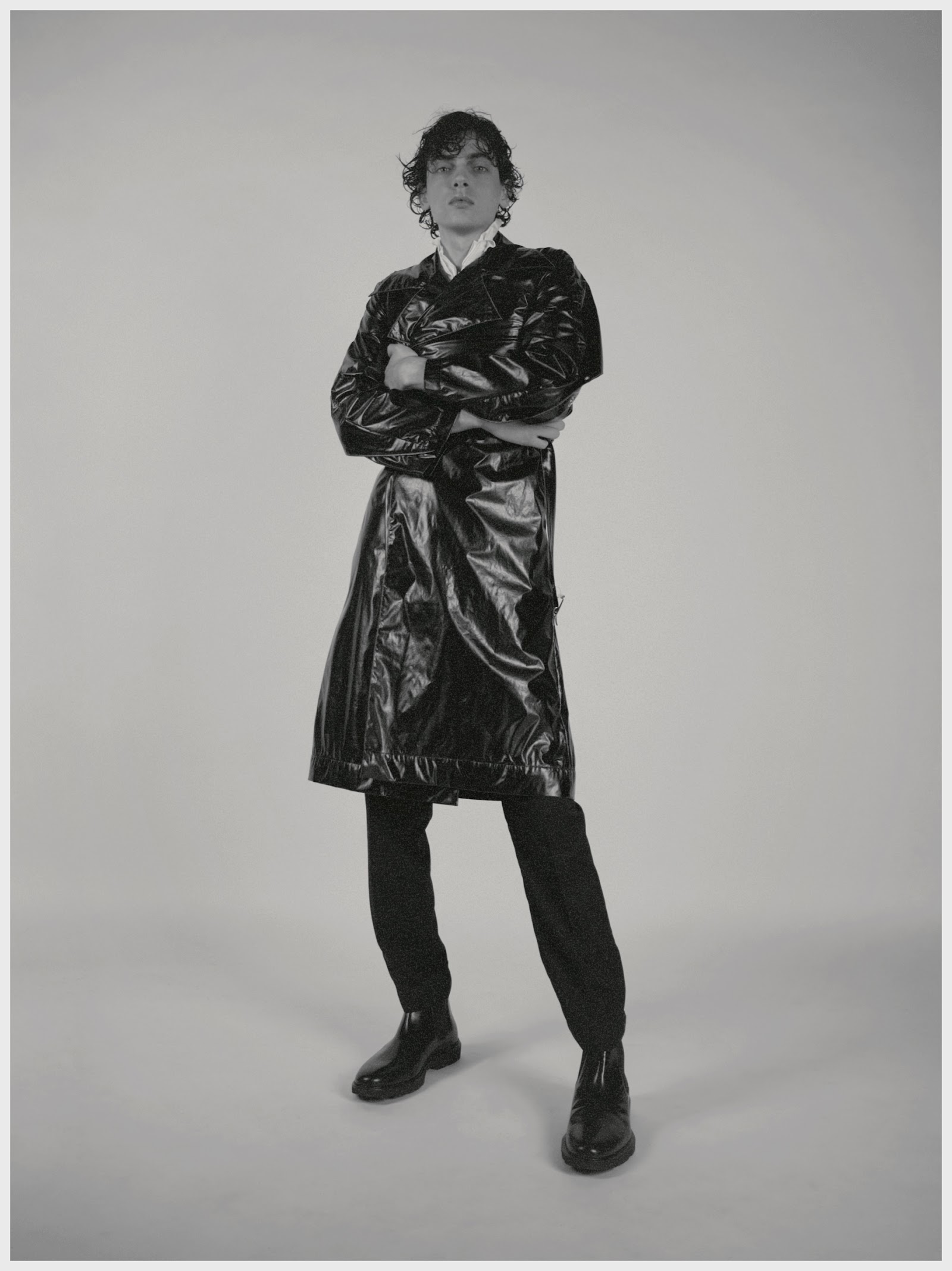 DISRUPTED — Look 9