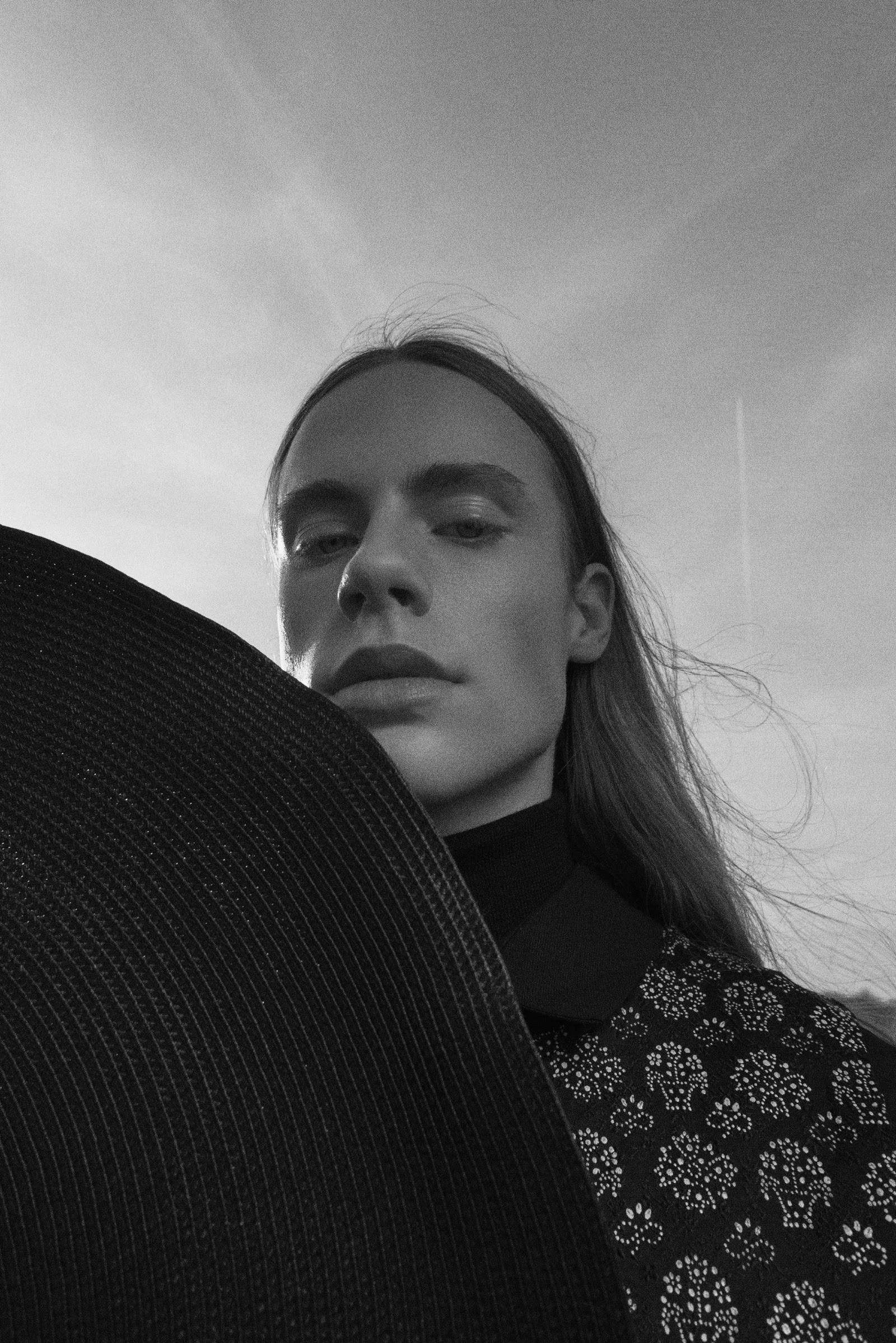 CONTRADICTION — Look 15