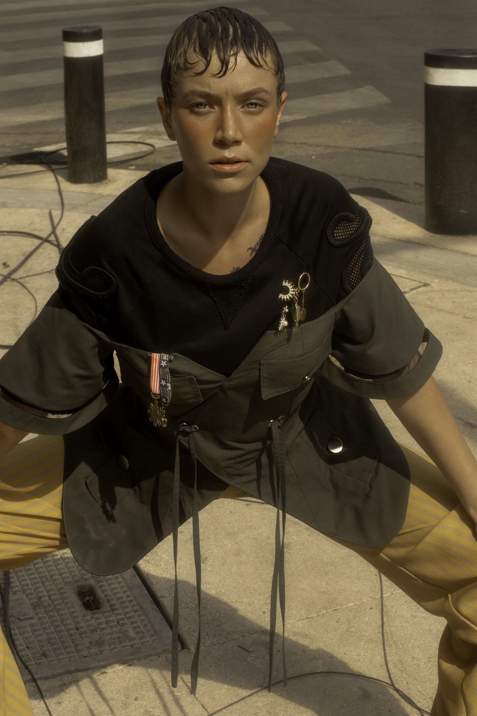 PANDEMIA — Look 5