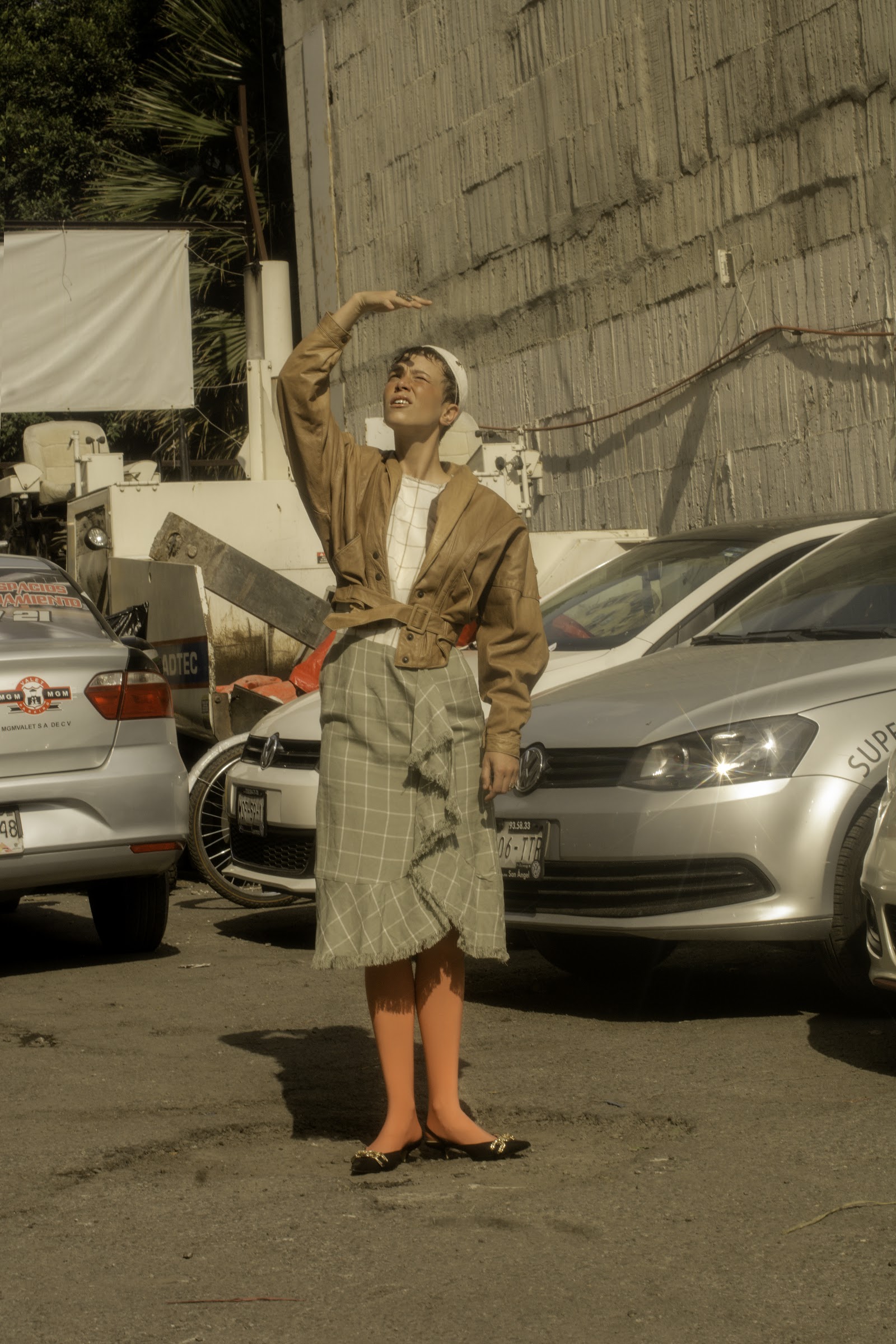 PANDEMIA — Look 6
