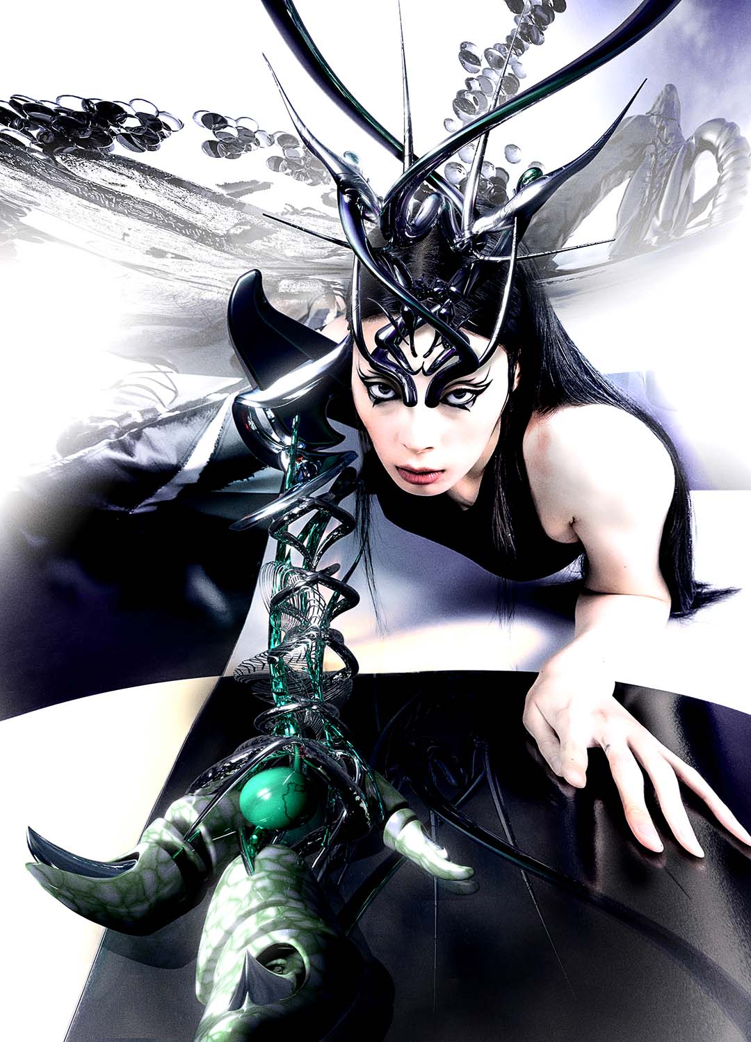 CHROME-COATED LDOLATRY — Look 1