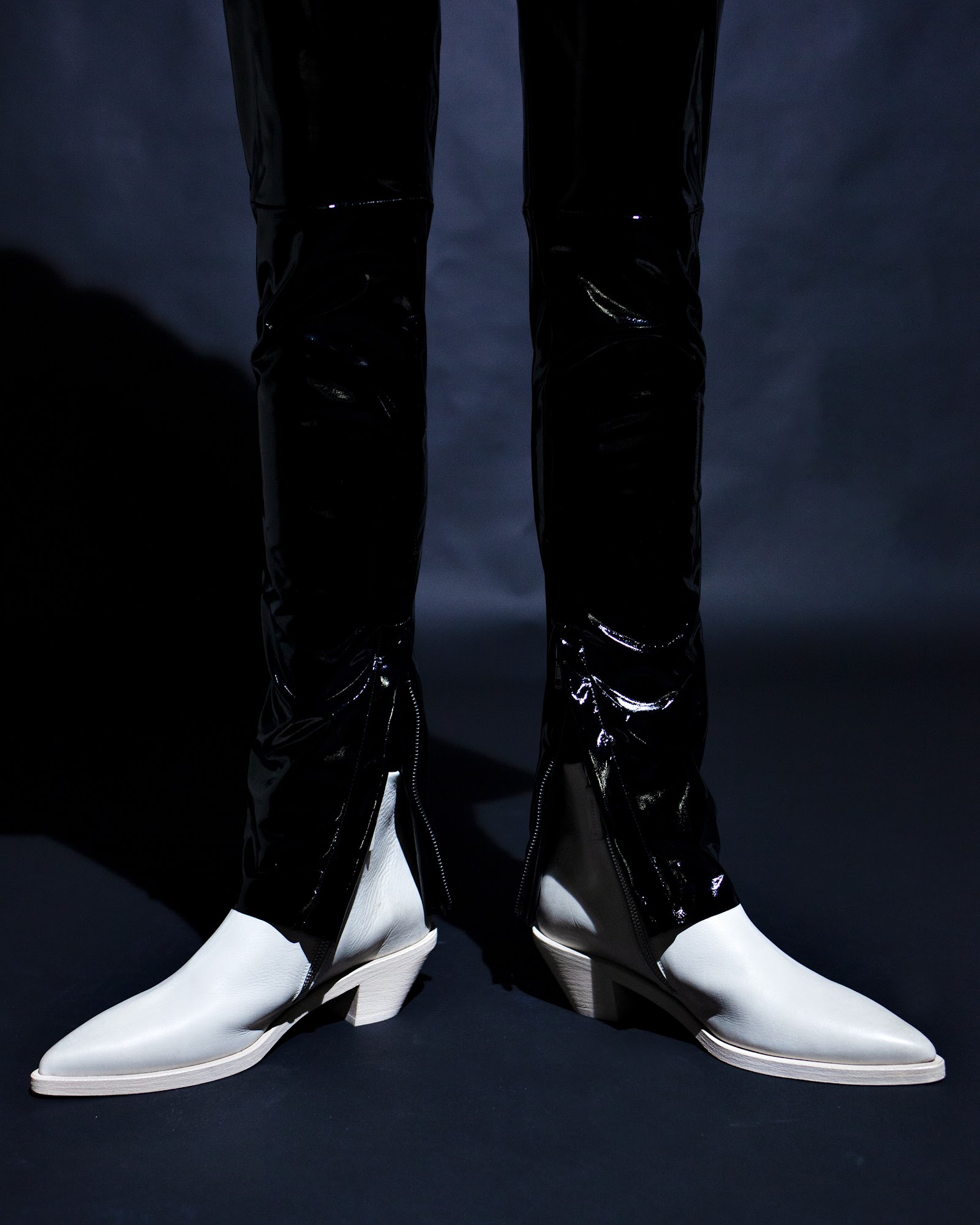 BE WATER — Look 12