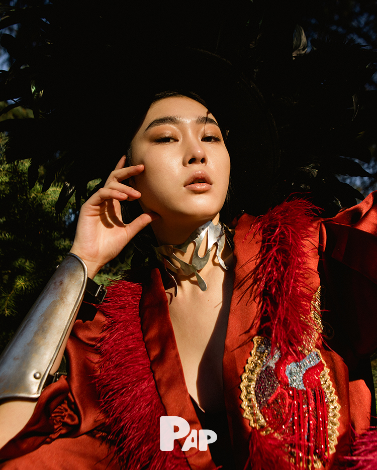 ENCHANTED GARDEN — Look 3