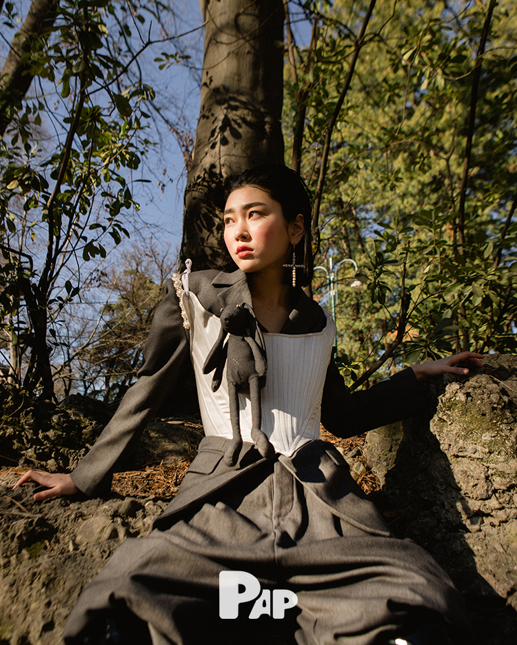 ENCHANTED GARDEN — Look 14