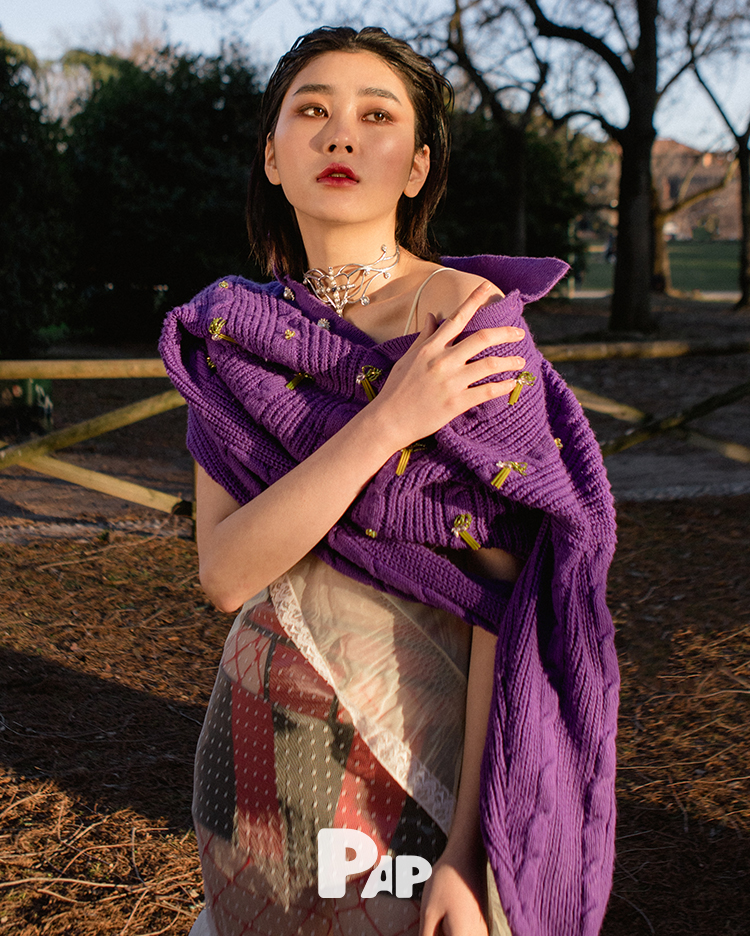 ENCHANTED GARDEN — Look 20
