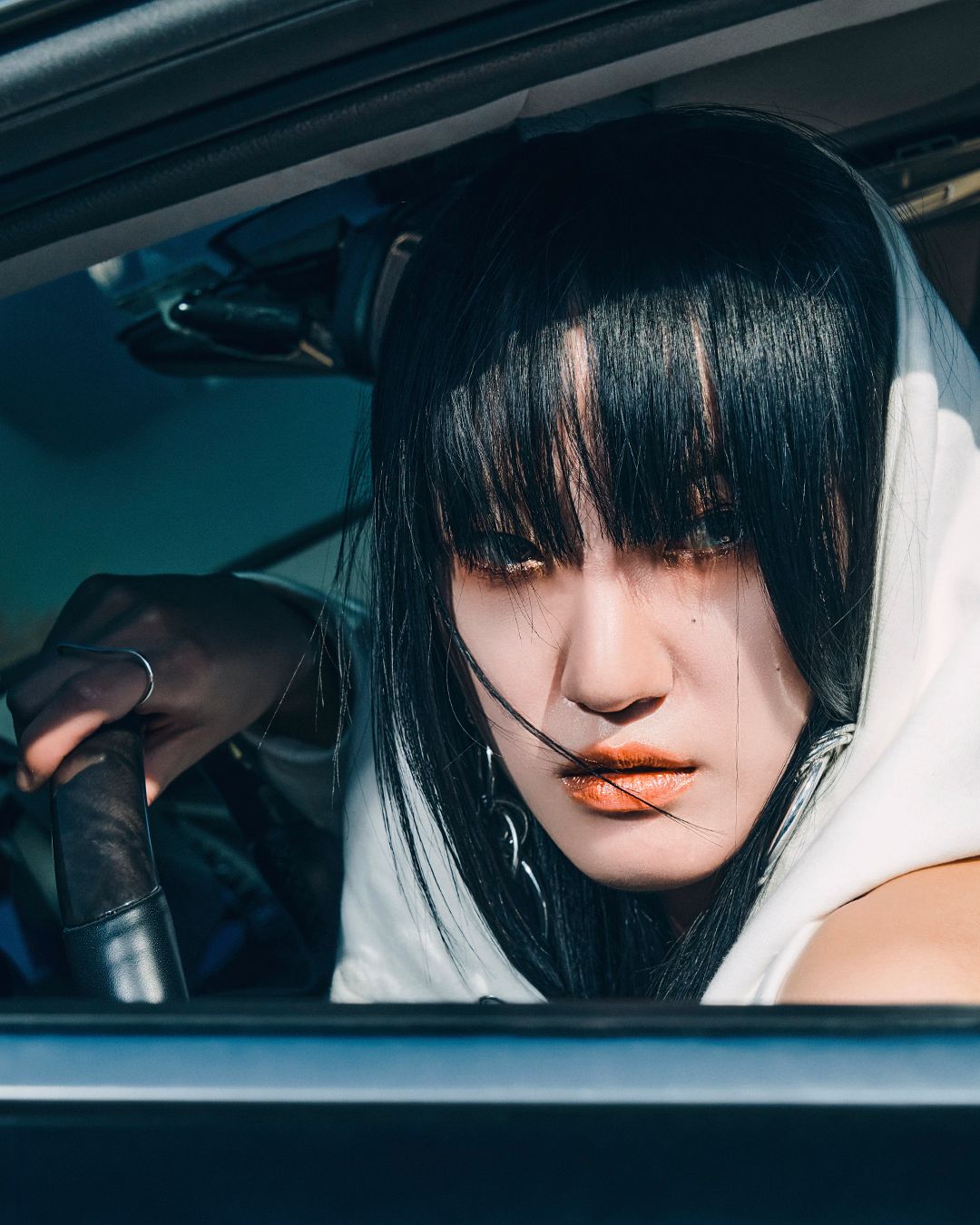 Mayday!-Mayday! — Look 9