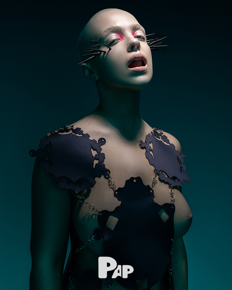 STRANGE FRUIT — Look 8
