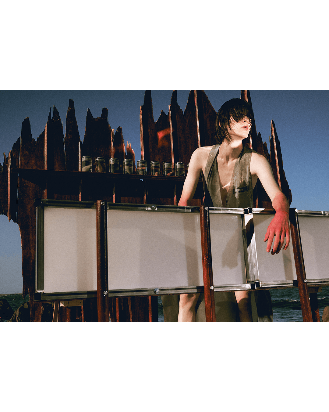 Artificial desires and their exaggeration — Look 3