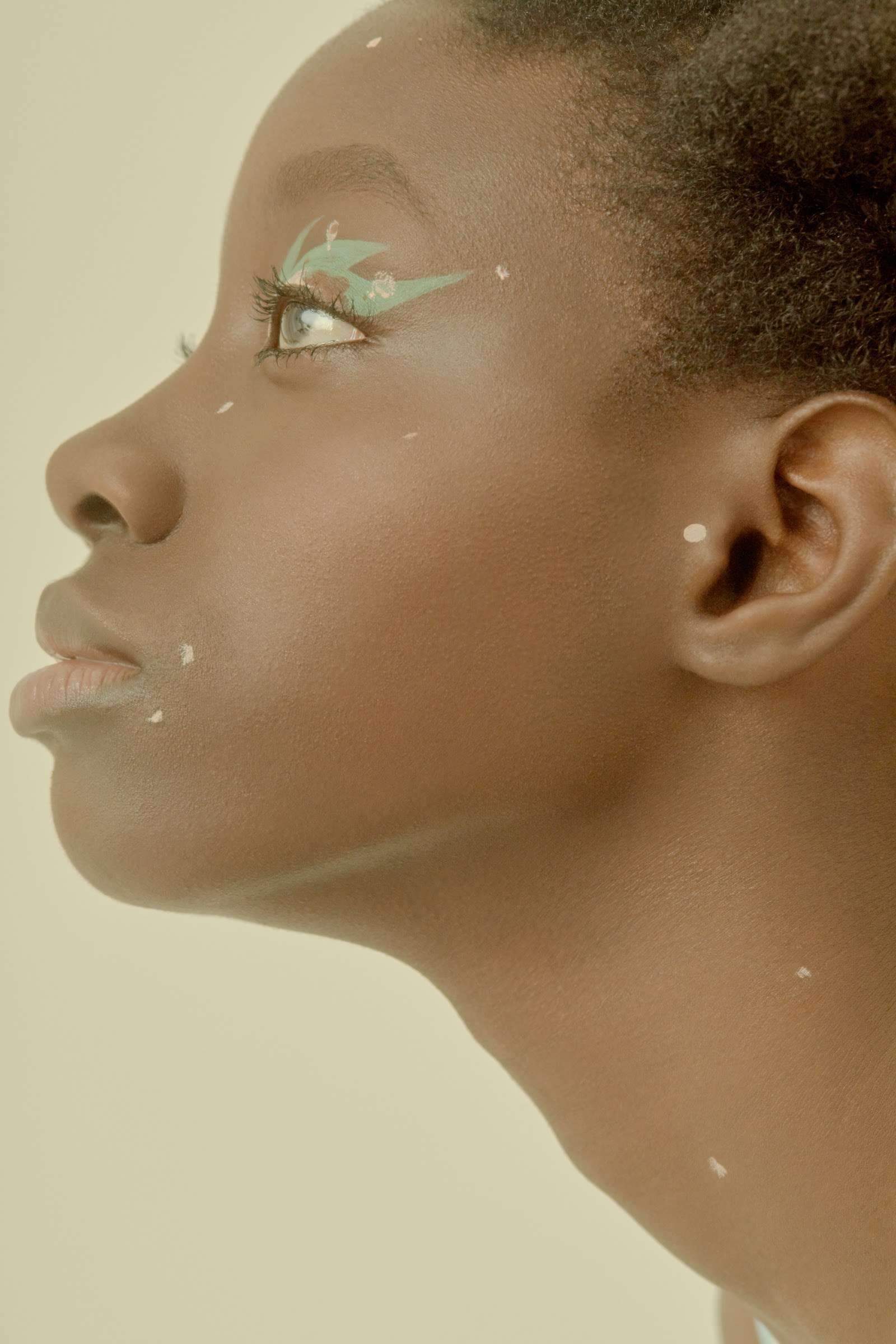 PEEK-A-BOO — Look 2