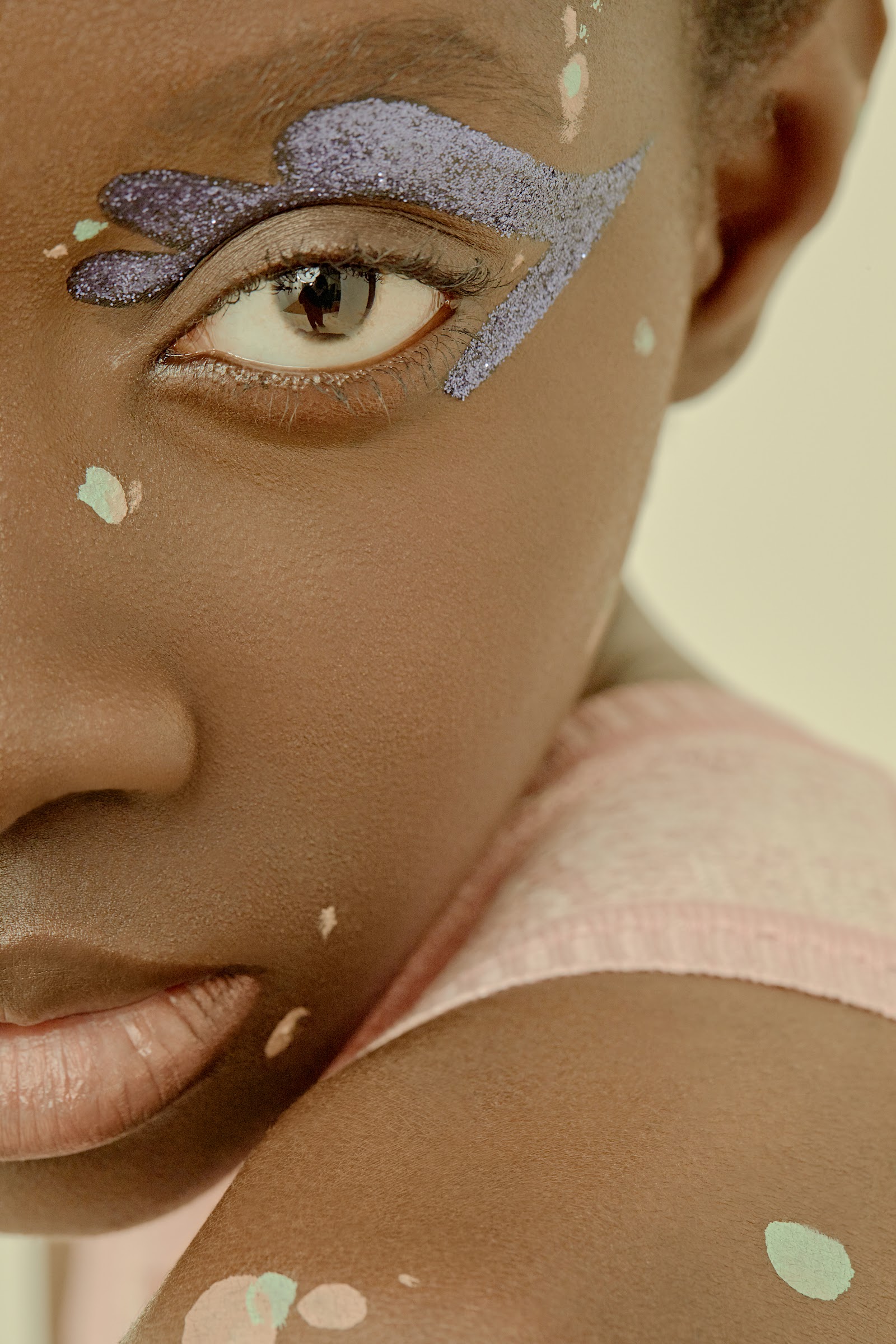 PEEK-A-BOO — Look 8