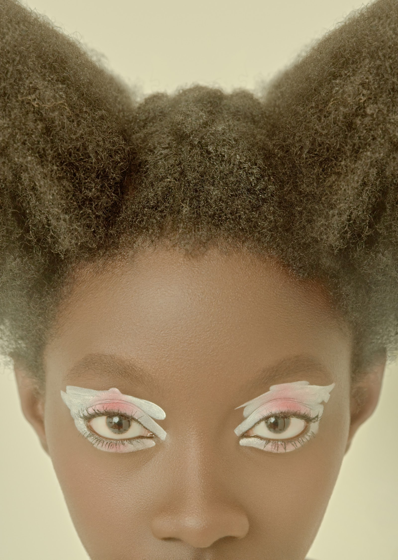 PEEK-A-BOO — Look 15