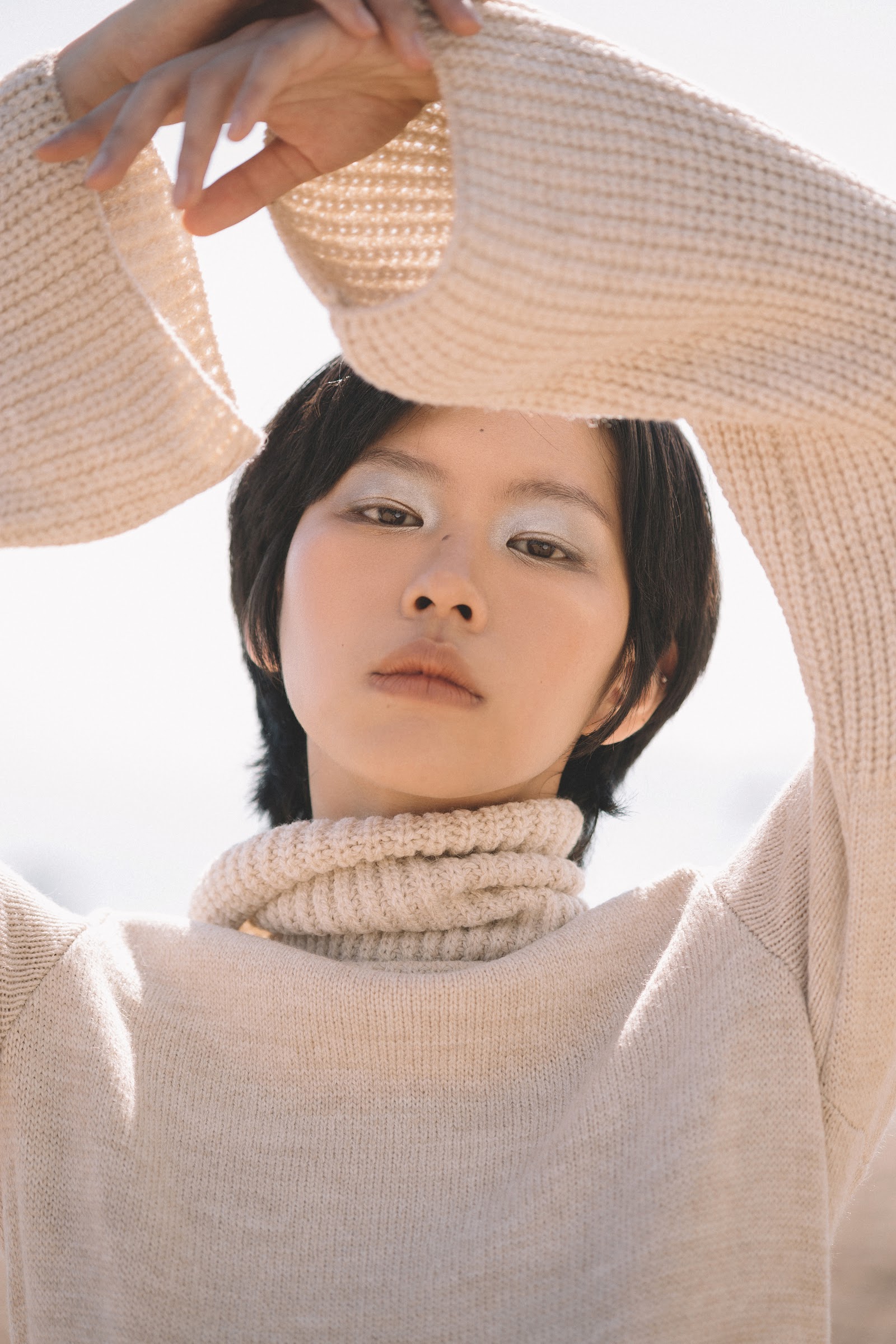 ZHU — Look 2