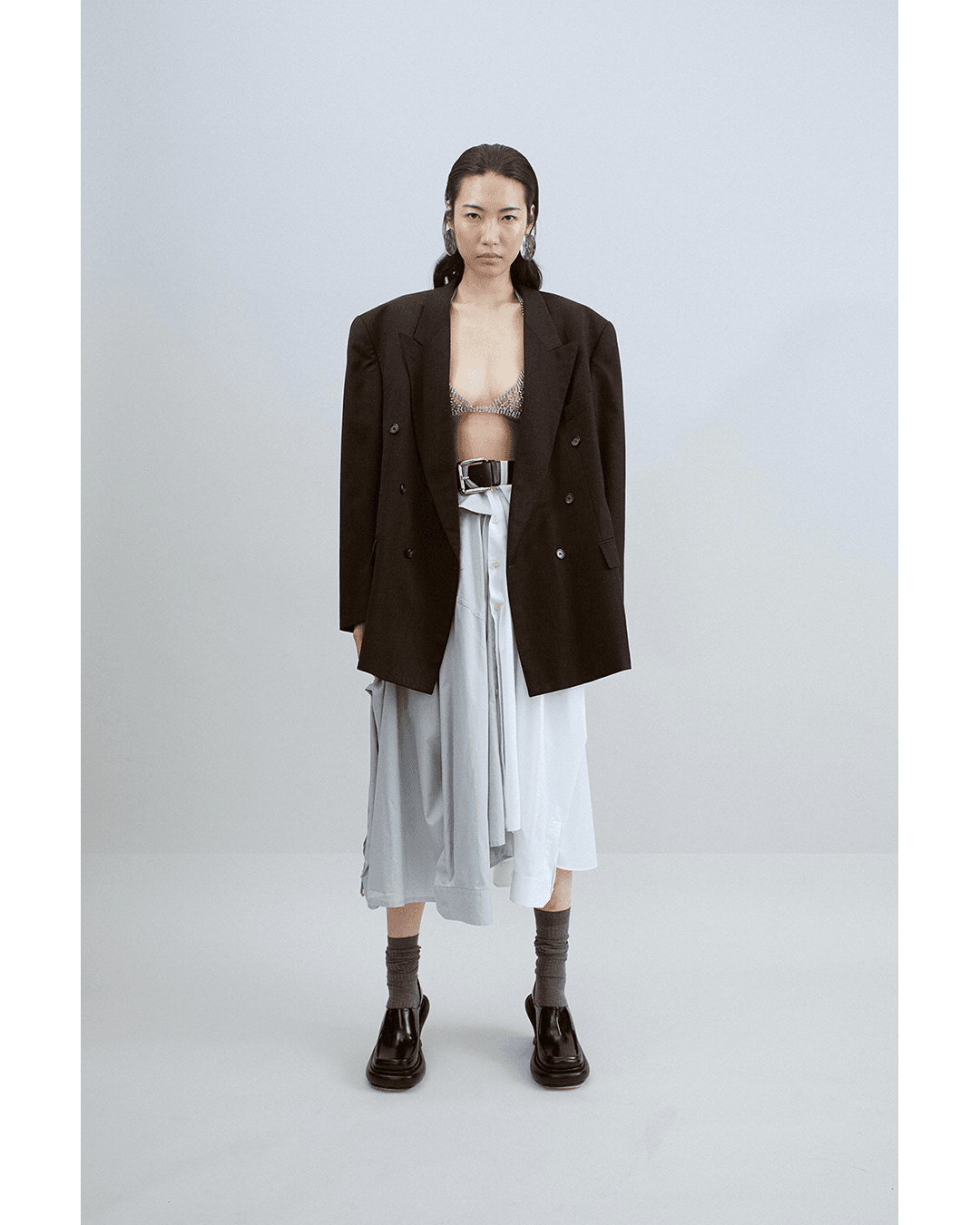 EARTH AND STONE — Look 5