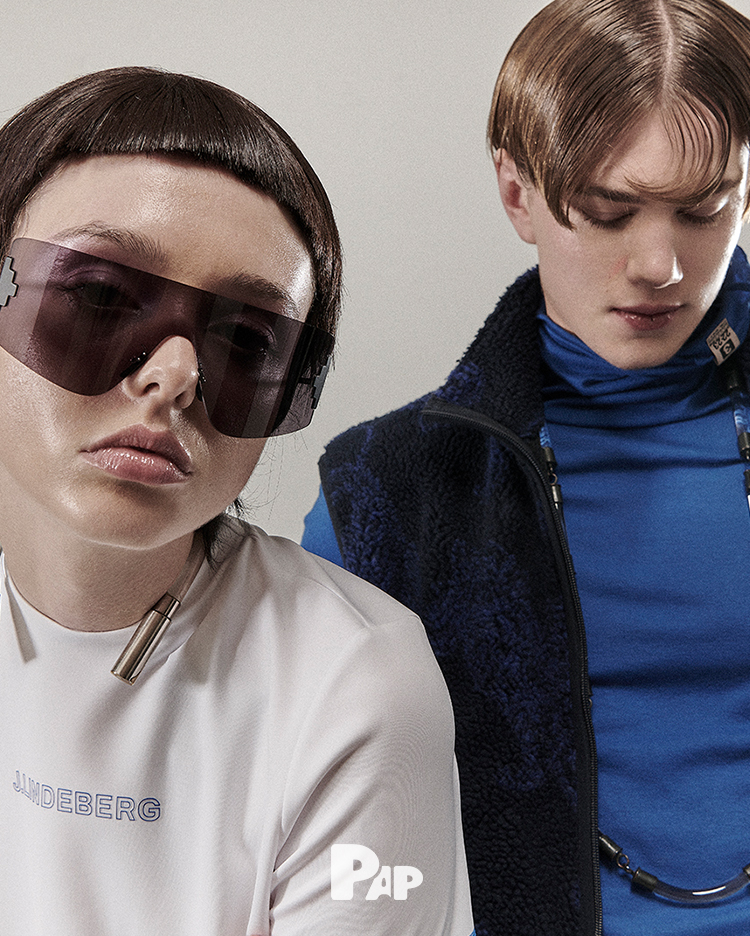 NEW WORLD — Look 26