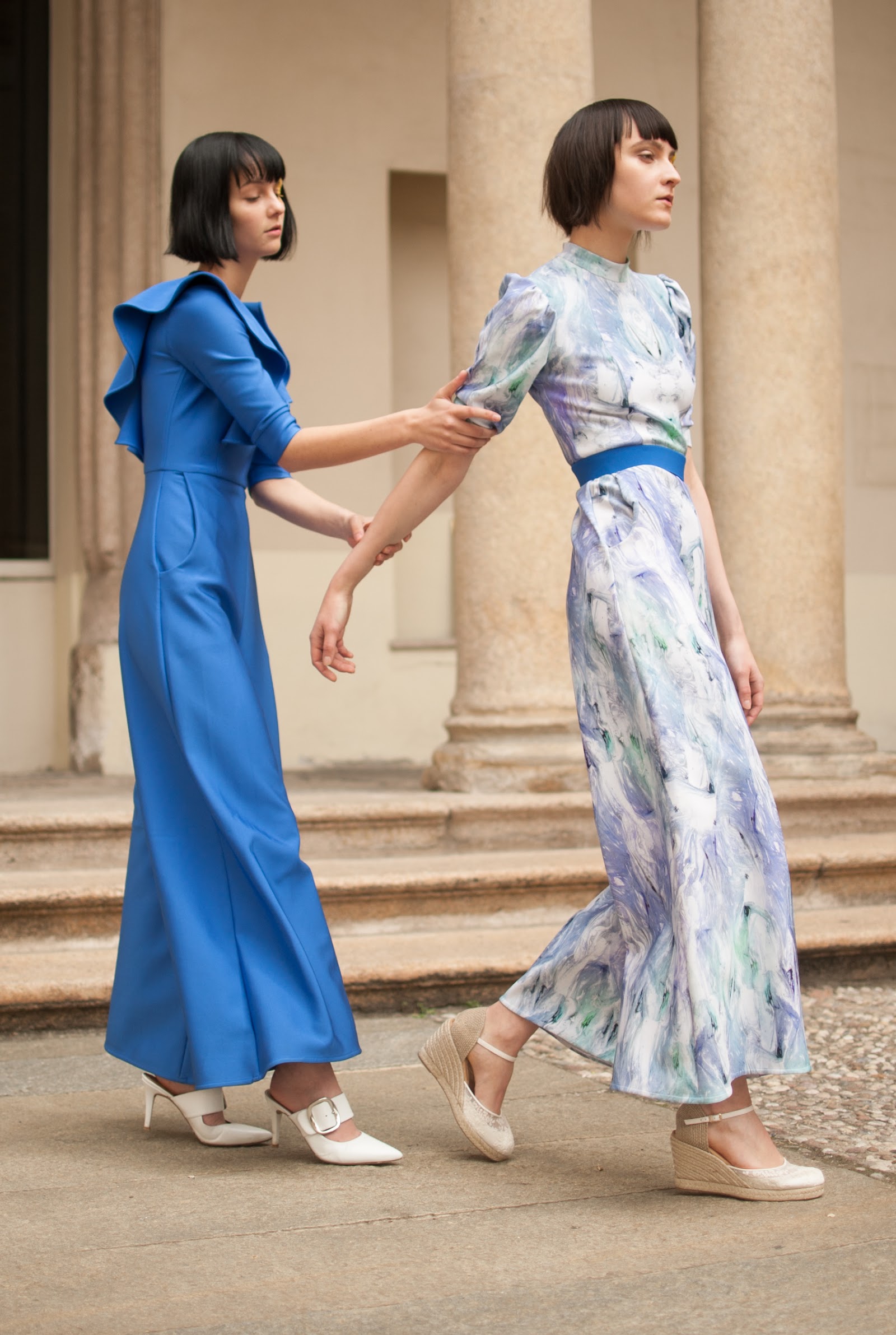 SIDE BY SIDE — Look 9
