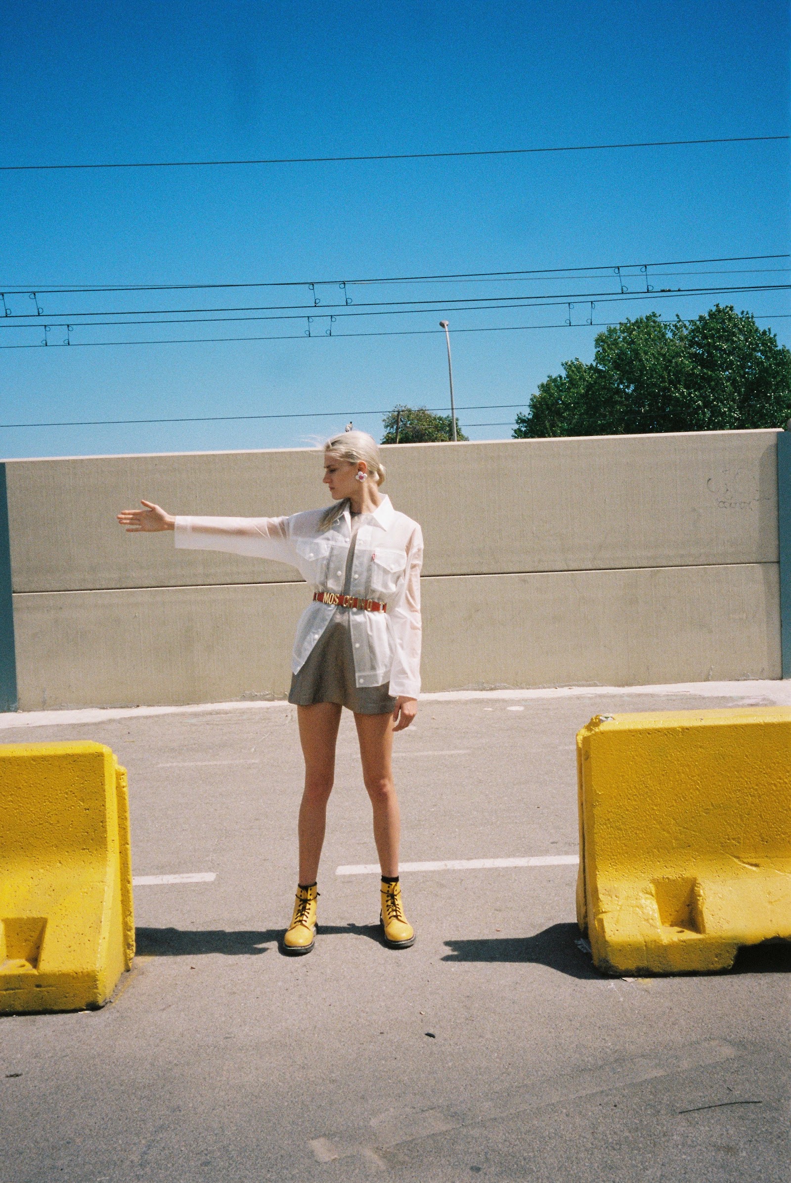 YOU LEFT ME BUT I RATHER BE ALONE — Look 9