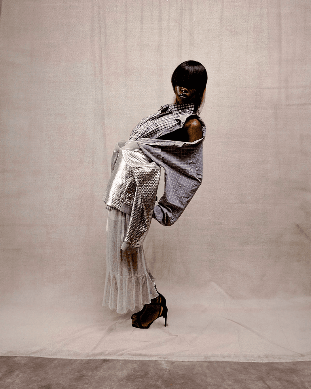 Clandestine — Look 6