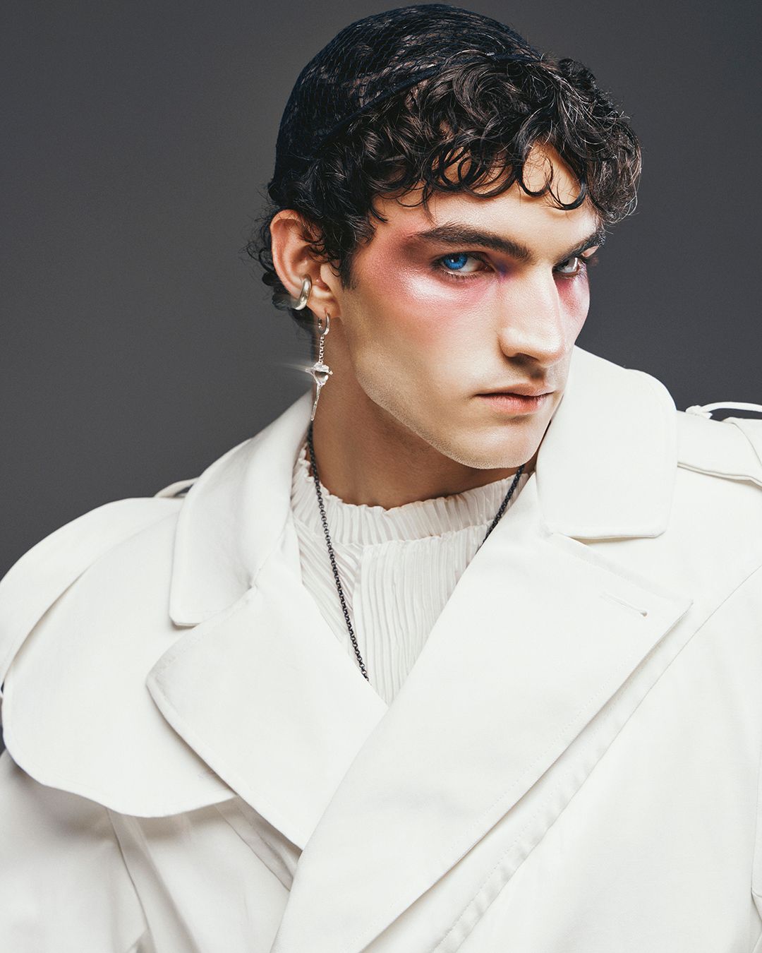 Through the eye of ice — Look 8