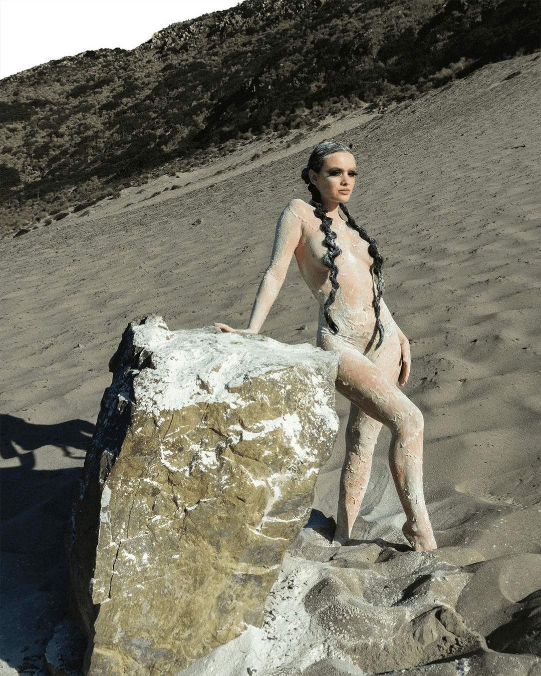 A Statue of the Earth — Look 9