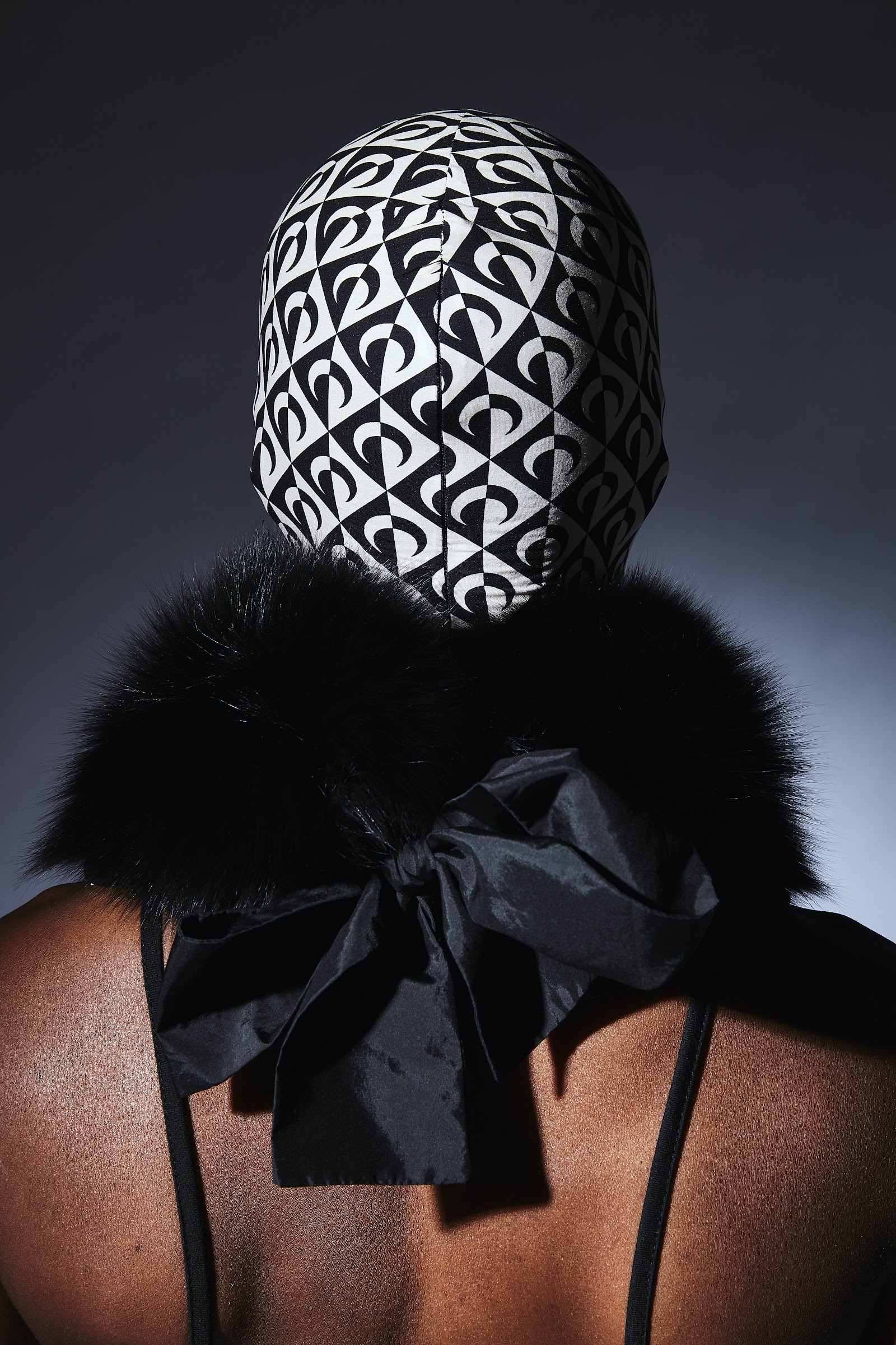UTOPIAN EDGE — Look 2