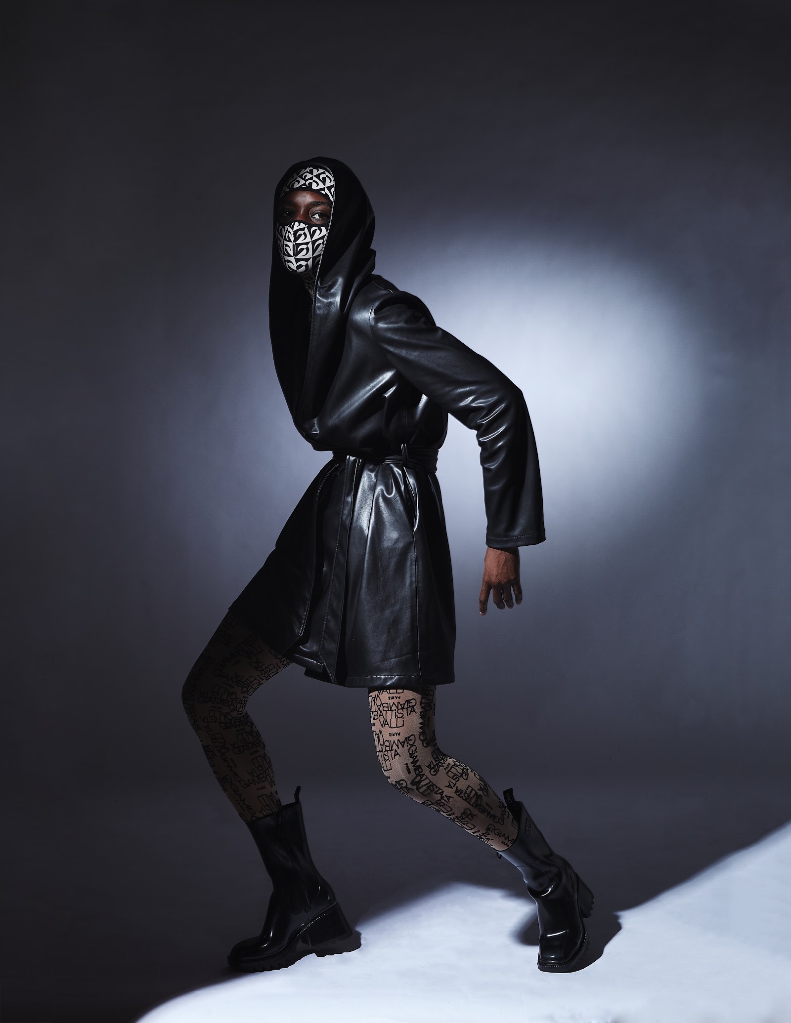 UTOPIAN EDGE — Look 9
