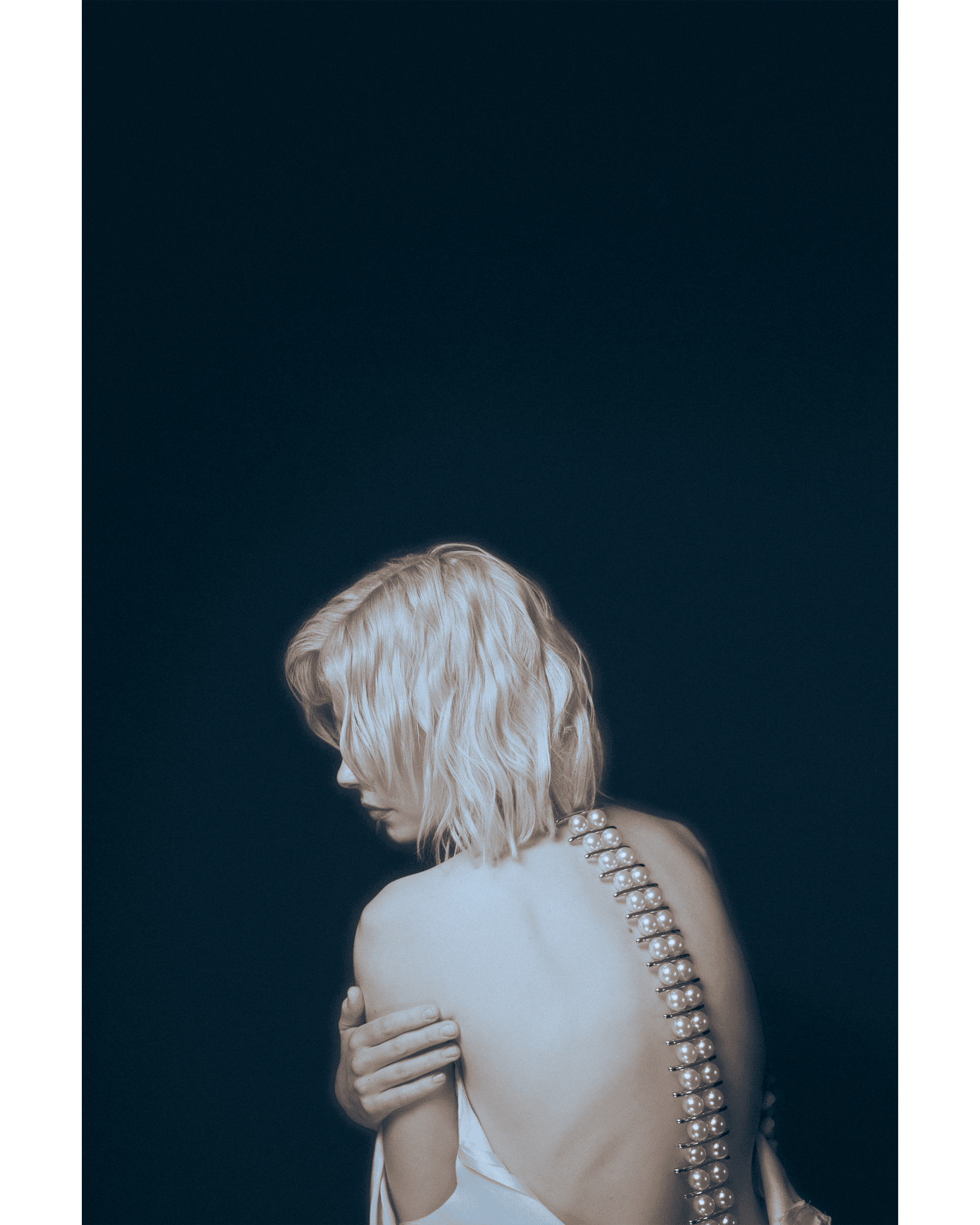Peacemaker — Look 2