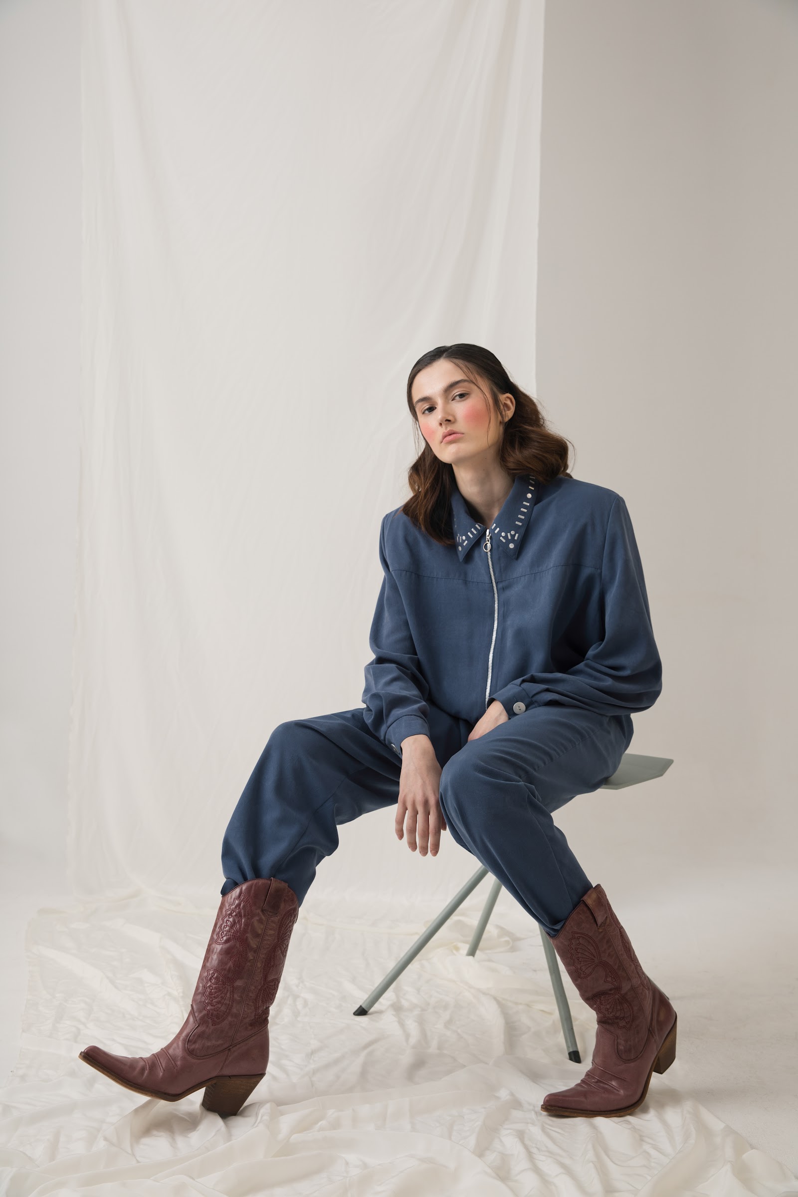 WESTERN AFFAIR — Look 13
