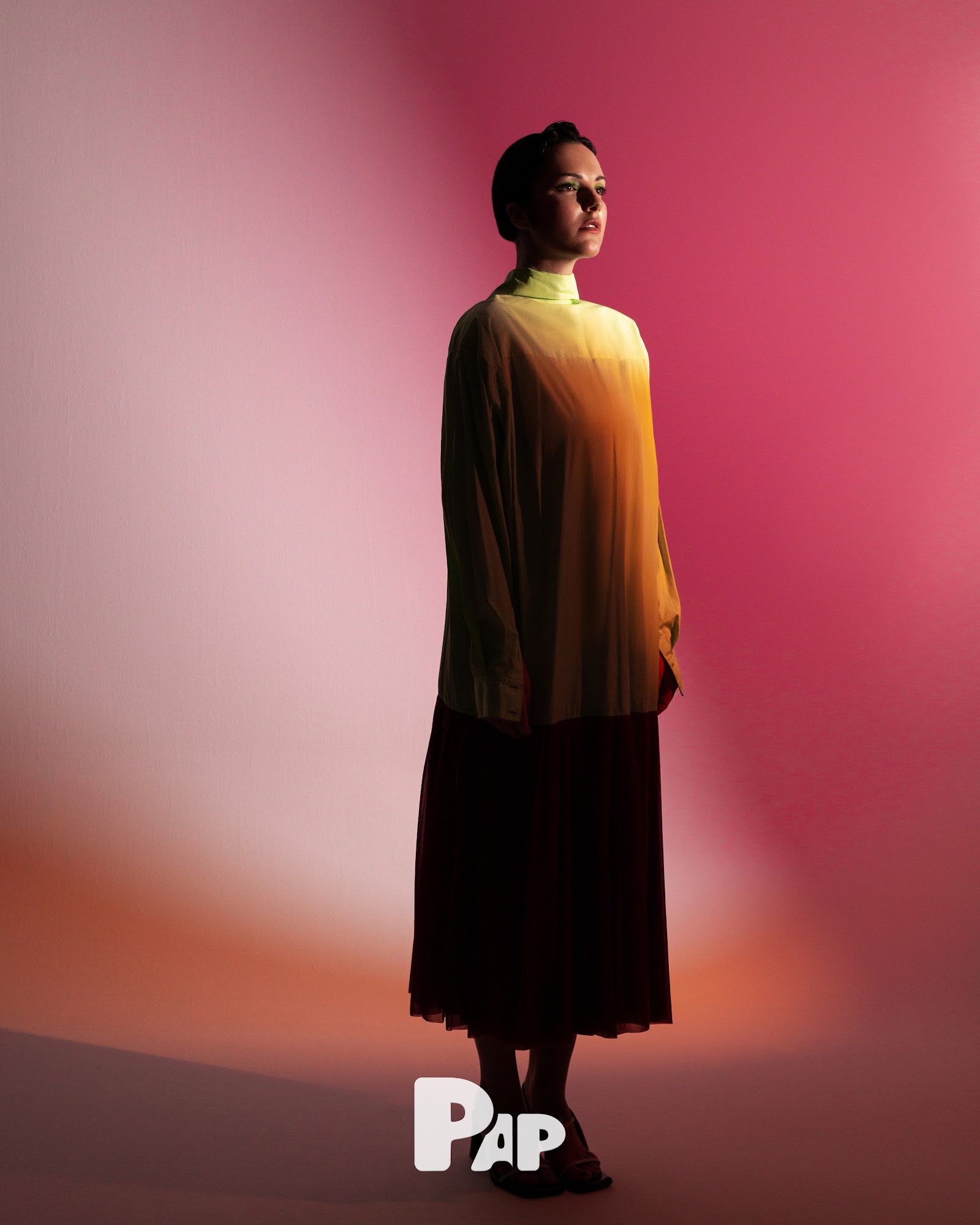 IN THE SPOTLIGHT — Look 2