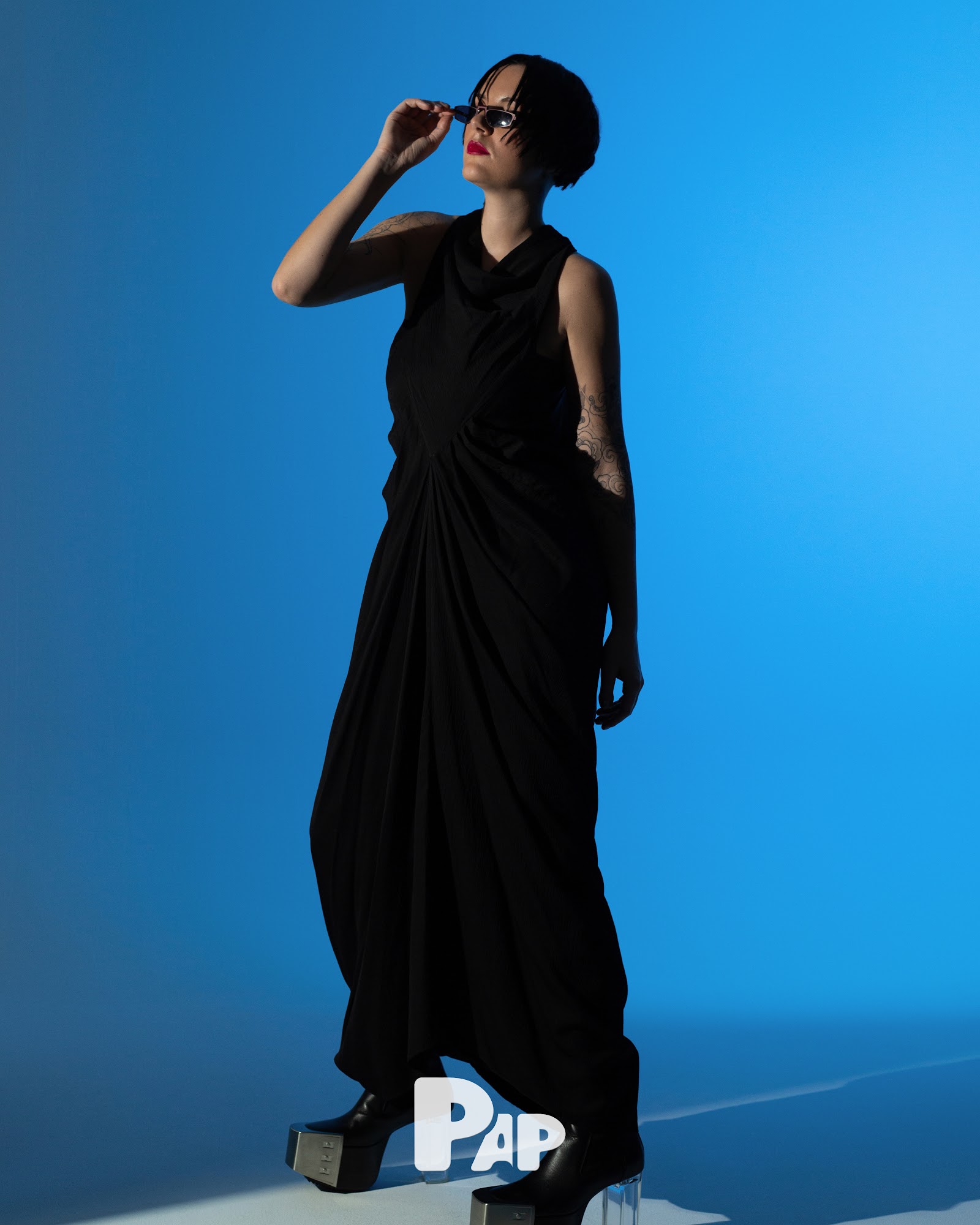 IN THE SPOTLIGHT — Look 4