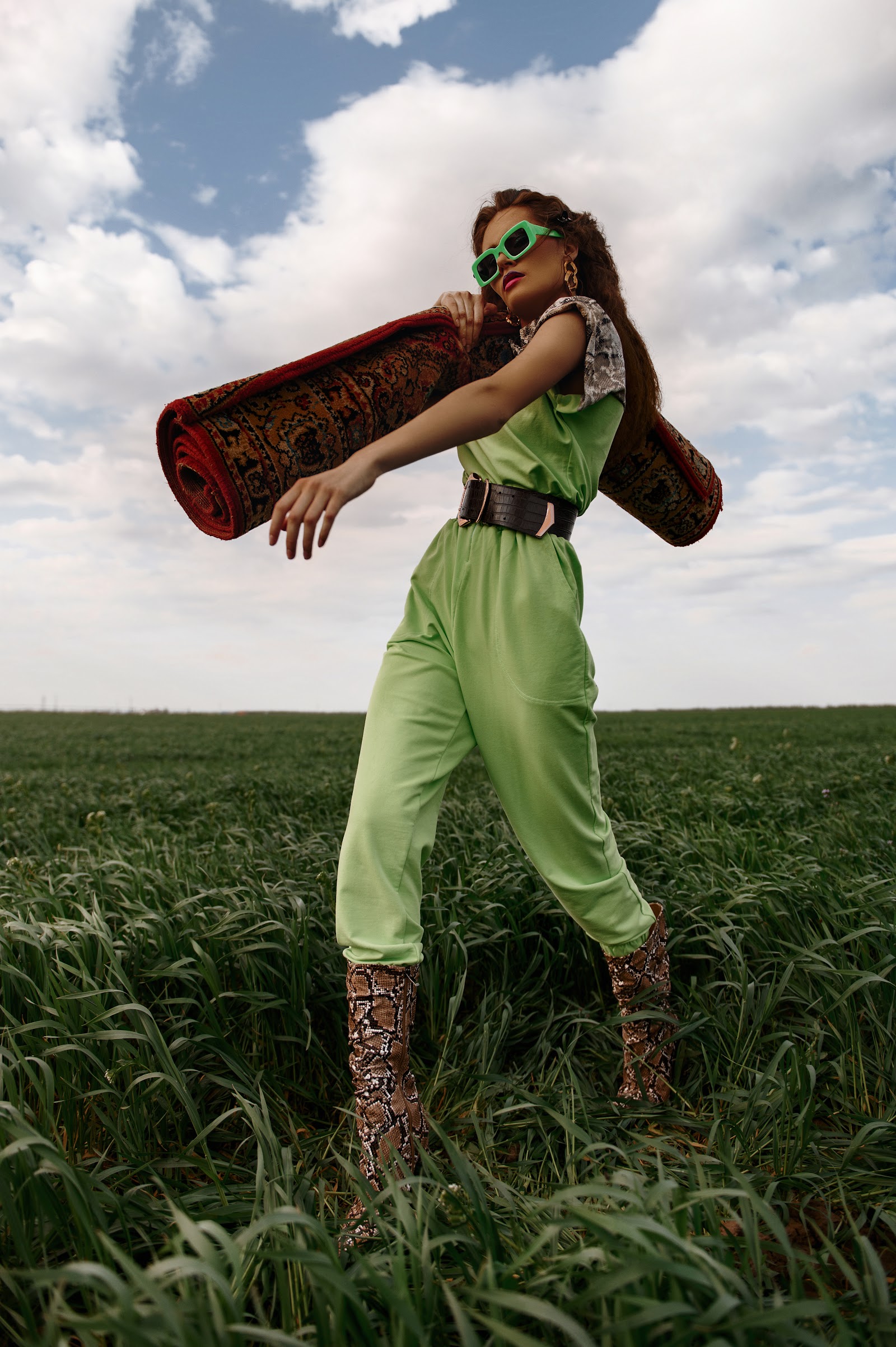 BONNIE — Look 11