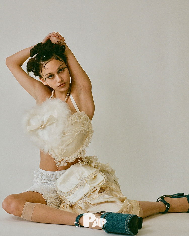 PANDEMONIUM — Look 12
