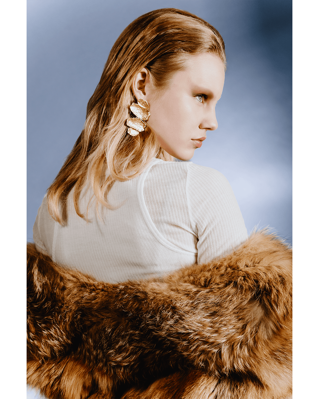 In her footsteps — Look 5