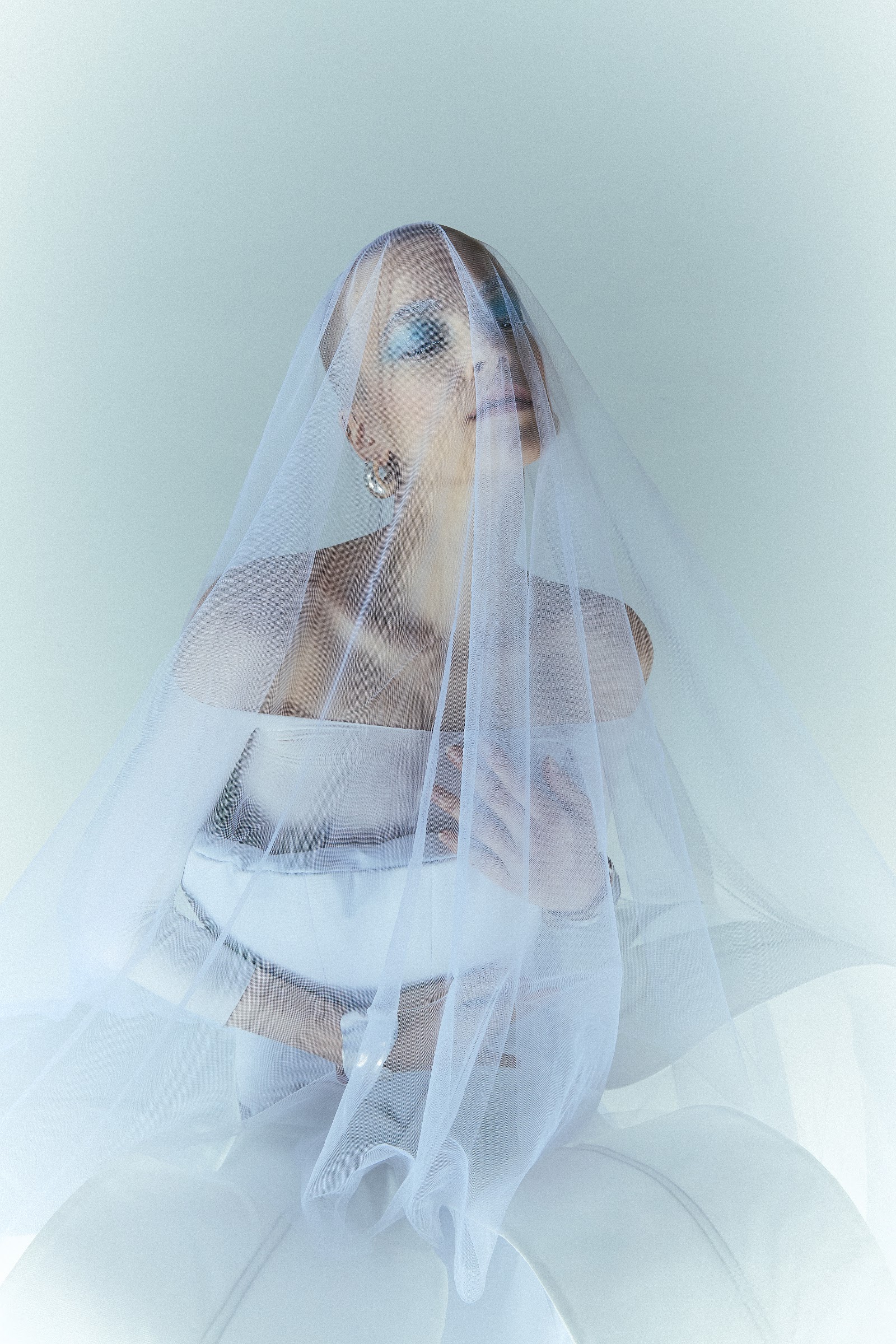 FROST — Look 1